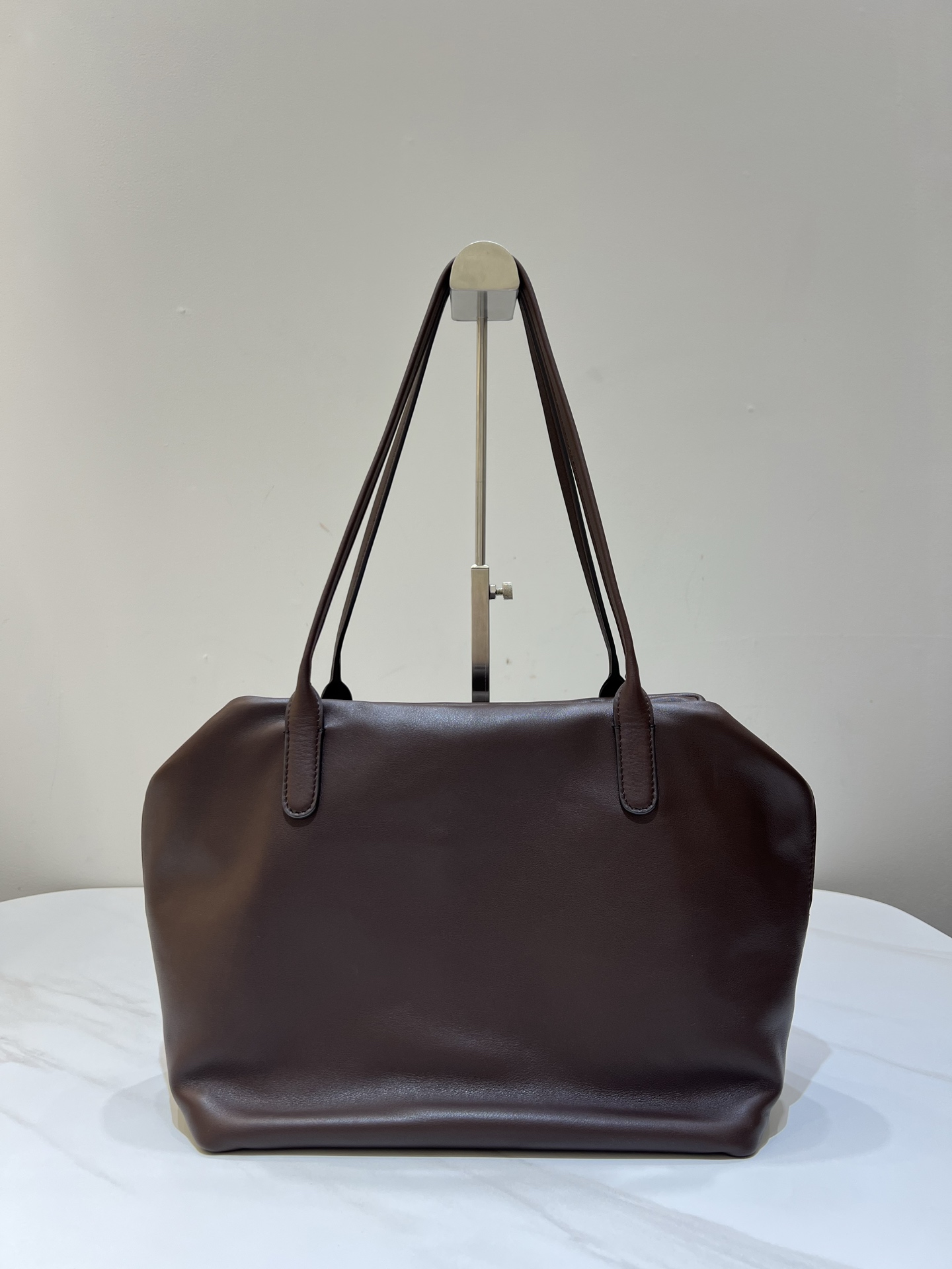 Henri Shoulder Bag Top-Grain Saddle Leather Sheepskin Lining Double Zipper