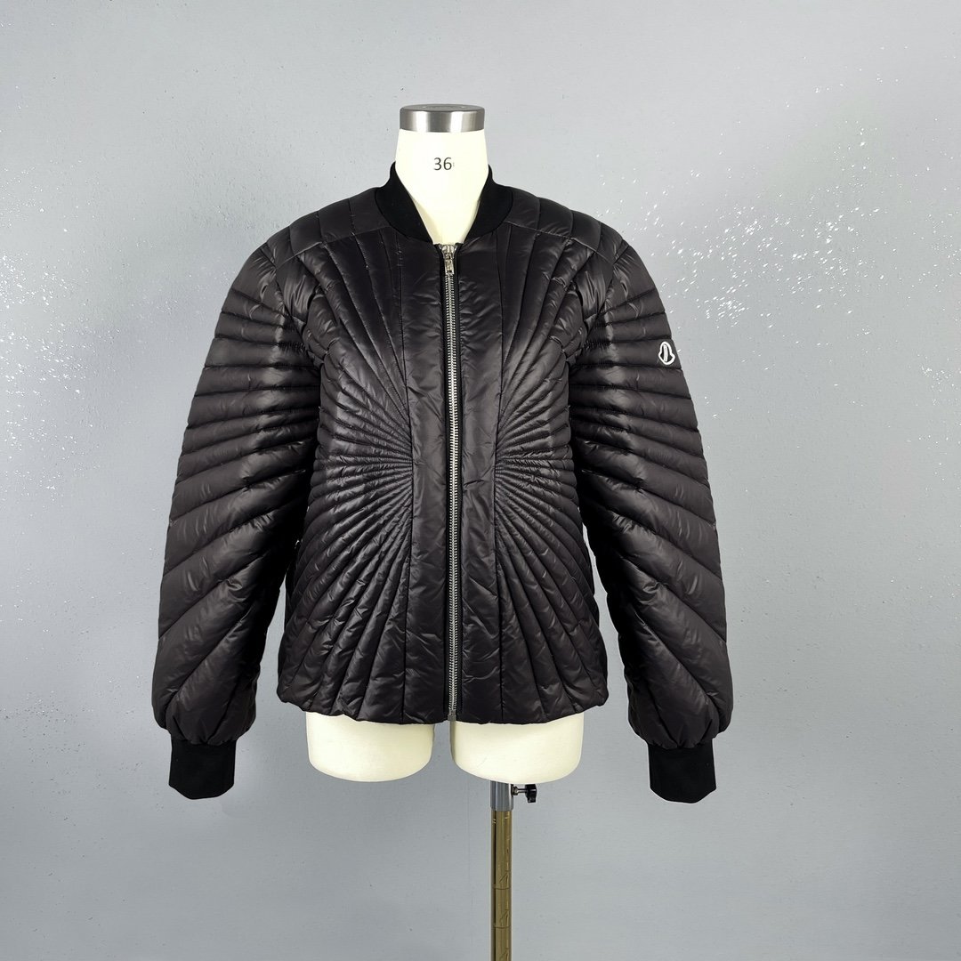 3fw新款23Fw春夏moncler X rickowens联名合作系列多格羽绒外套东北旅游内里打底保暖外套。男女同款smlpljewjwsy20：黑