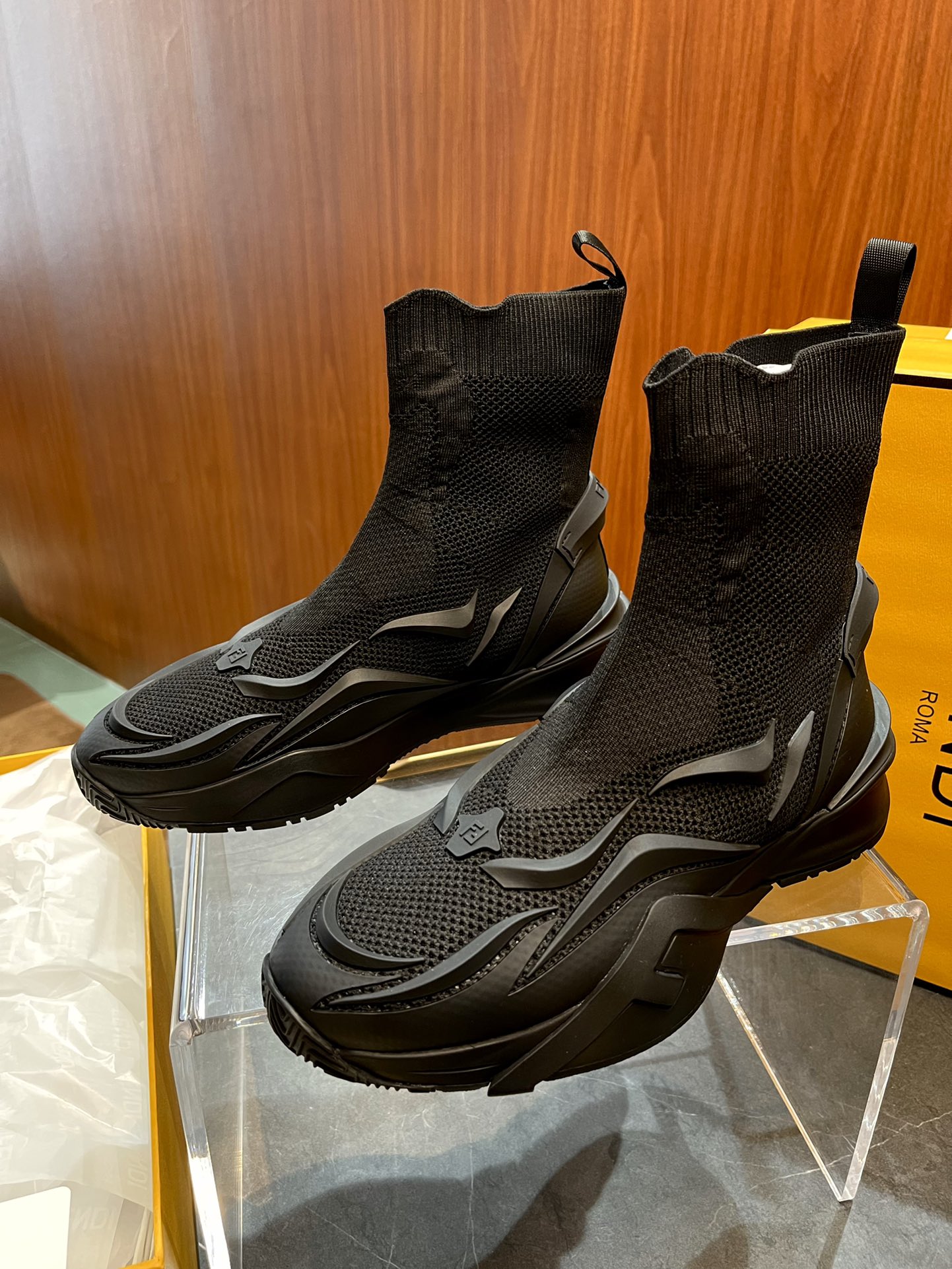 Fend 🔸Calcetines altos Flow, zapatillas de deporte, talla ♞; mujeres 35~41. Hombres 38~46. Las suelas ondula…