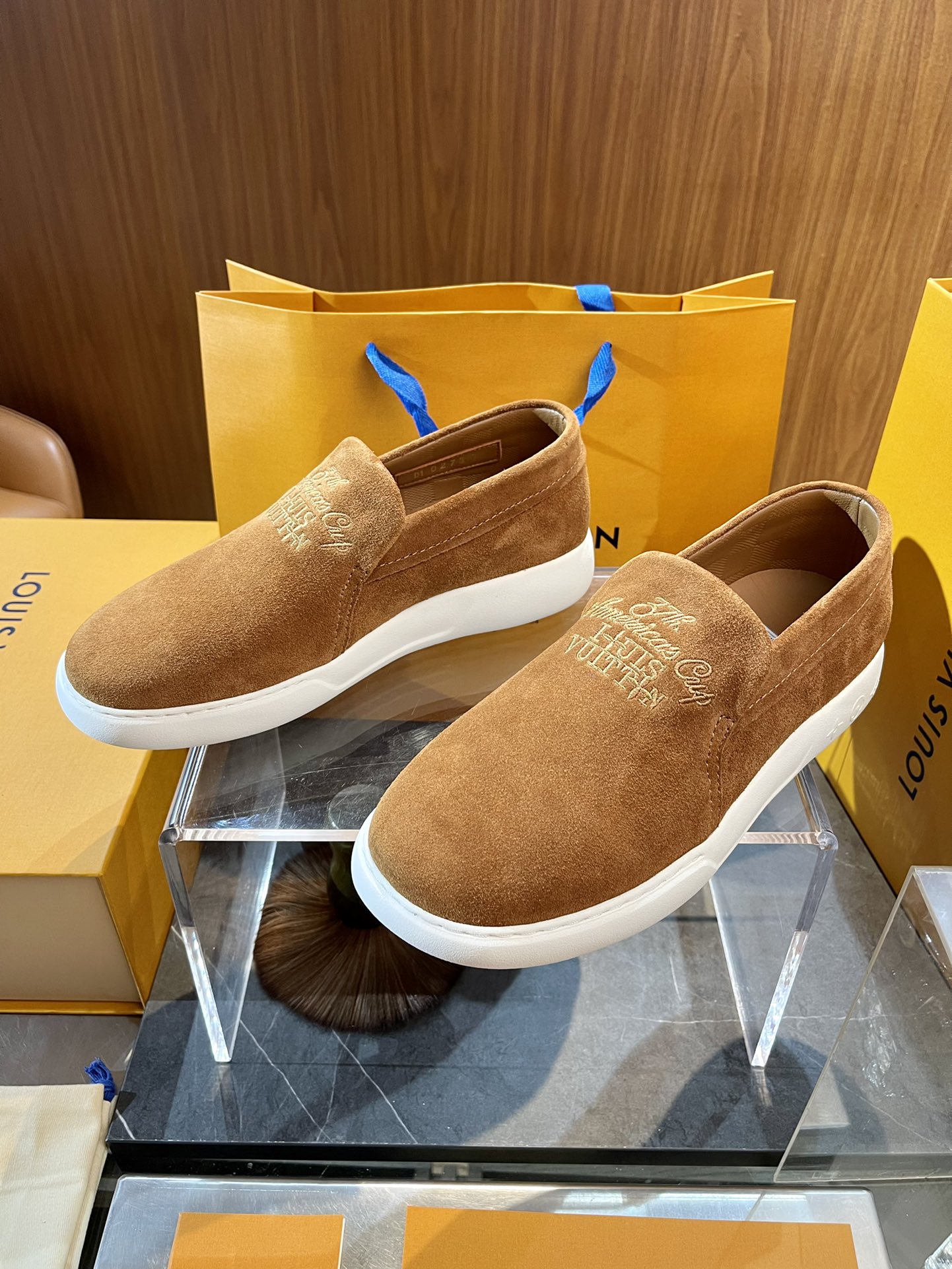 Louis Vuitton Online
 Shoes Loafers Cowhide Rubber Fashion