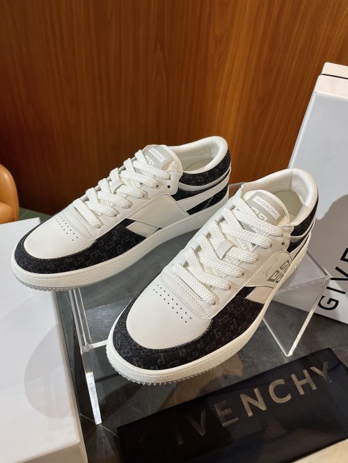 GIVENCHY G-Move Men's Sneakers, Calf Leather & Denim, Fashionable and Comfortable 1 GIVENCHY G-Move Men's Sneakers, Calf Leather & Denim, Fashionable and Comfortable