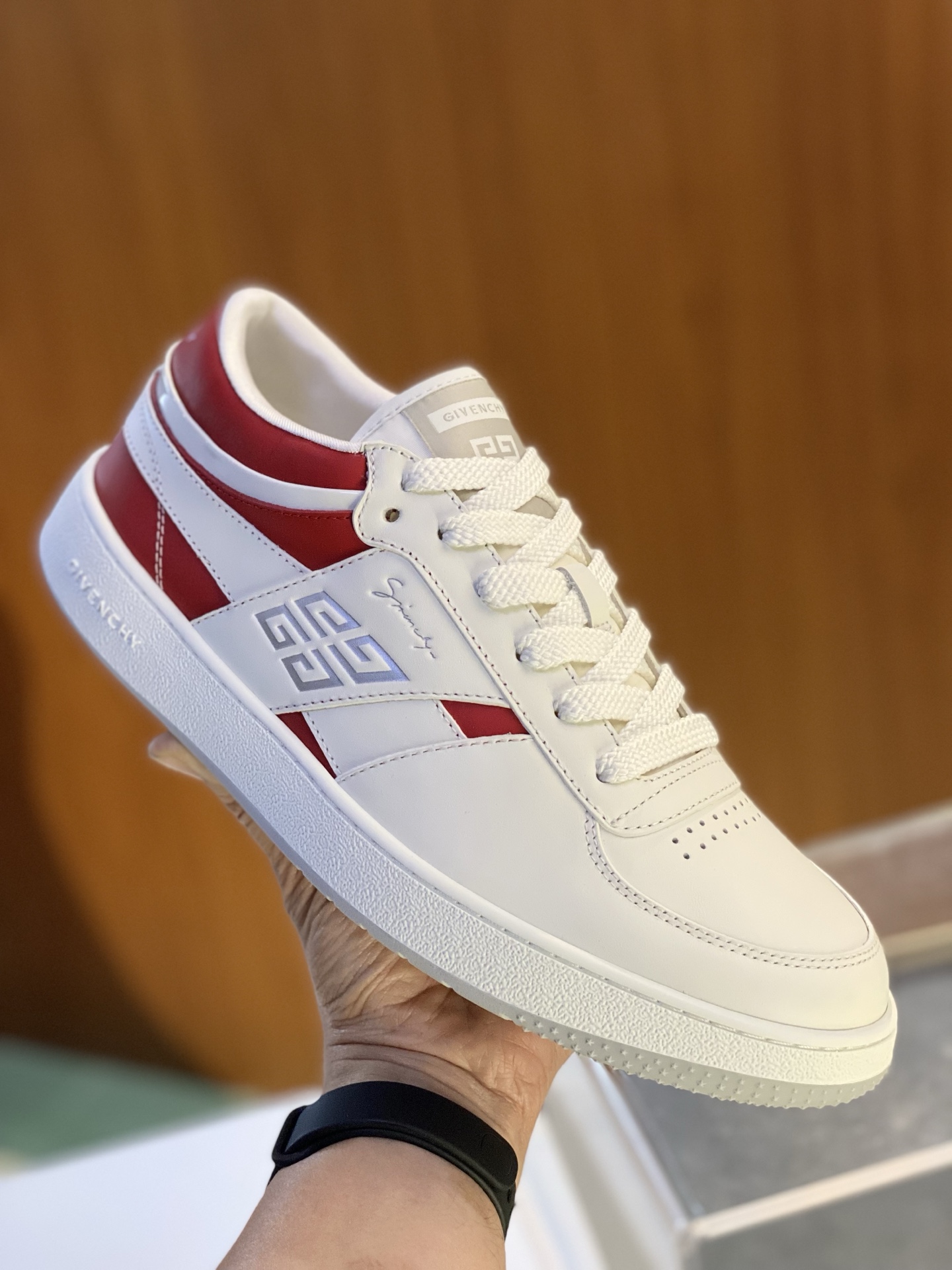 Givenchy G-Move Men's Sneakers: Stylish, Comfortable, and Classic Design 3 i1742622697396 78 0 0