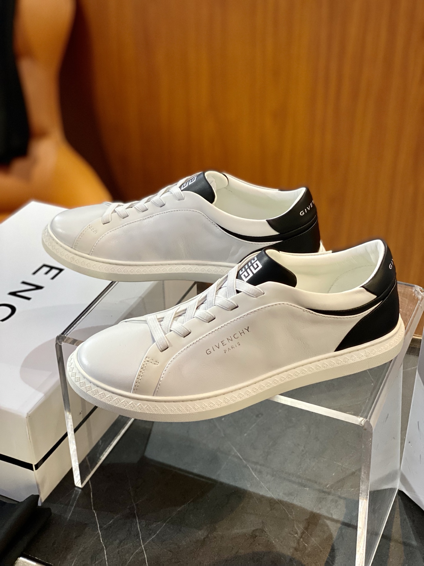 Givenchy G Set Leather and Suede Sneakers - Comfortable and Stylish 6 i1743674474534 111 0 5