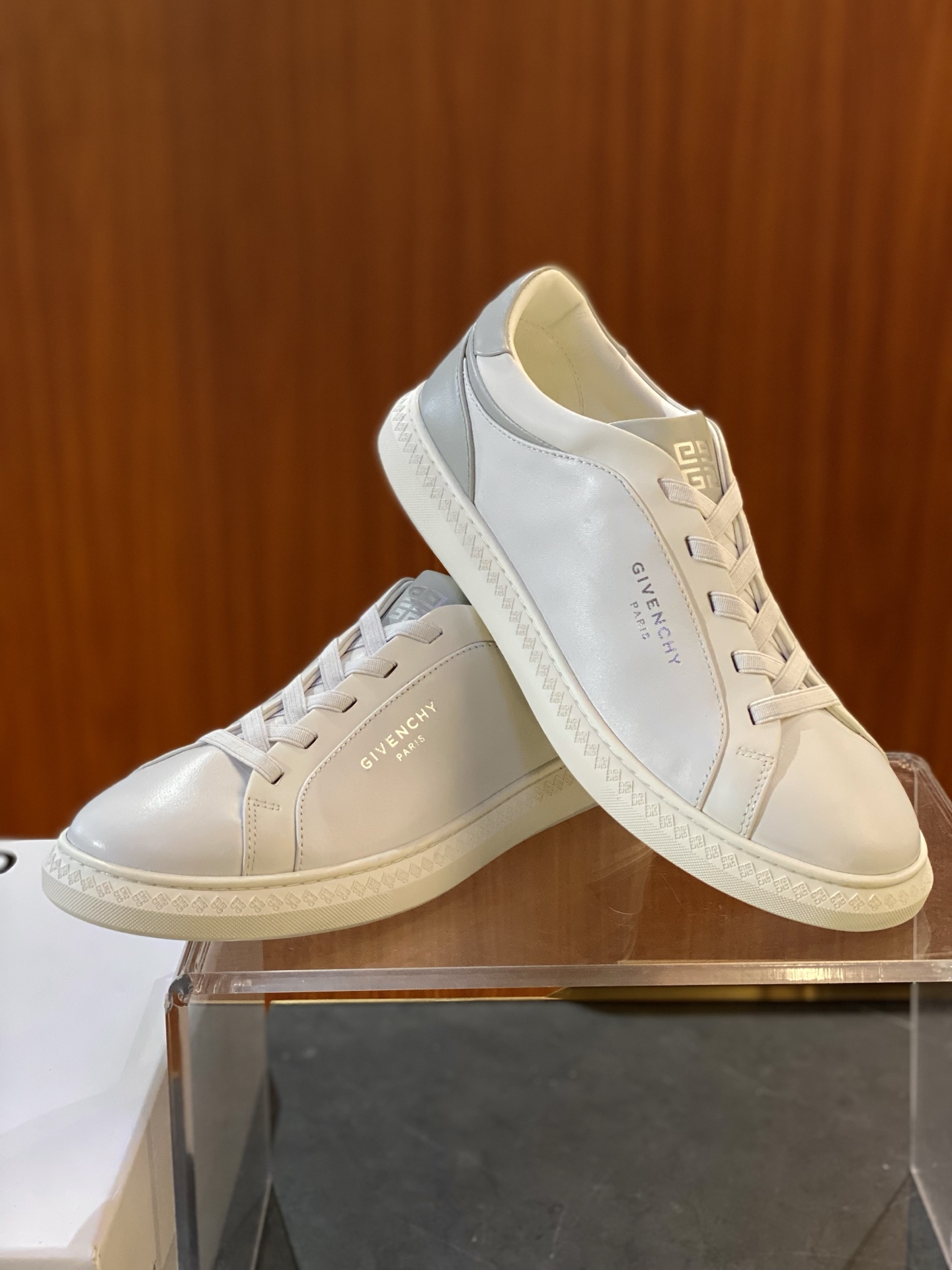 Givenchy G Set Leather and Suede Sneakers - Comfortable and Stylish 5 i1743674478627 51 0 3