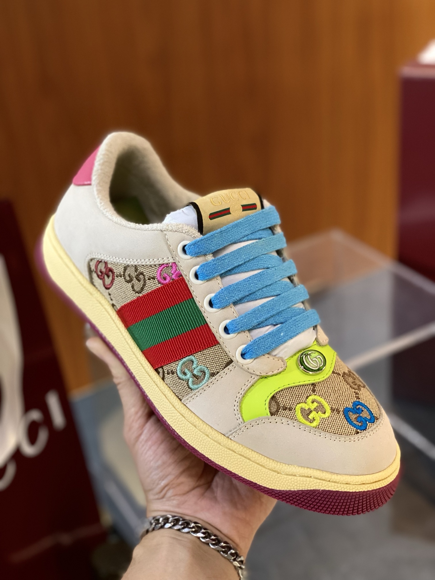 Gucci Screener Sneakers in Multicolor Canvas with Striped Web Detail 7 i1749732165356 423 0 1