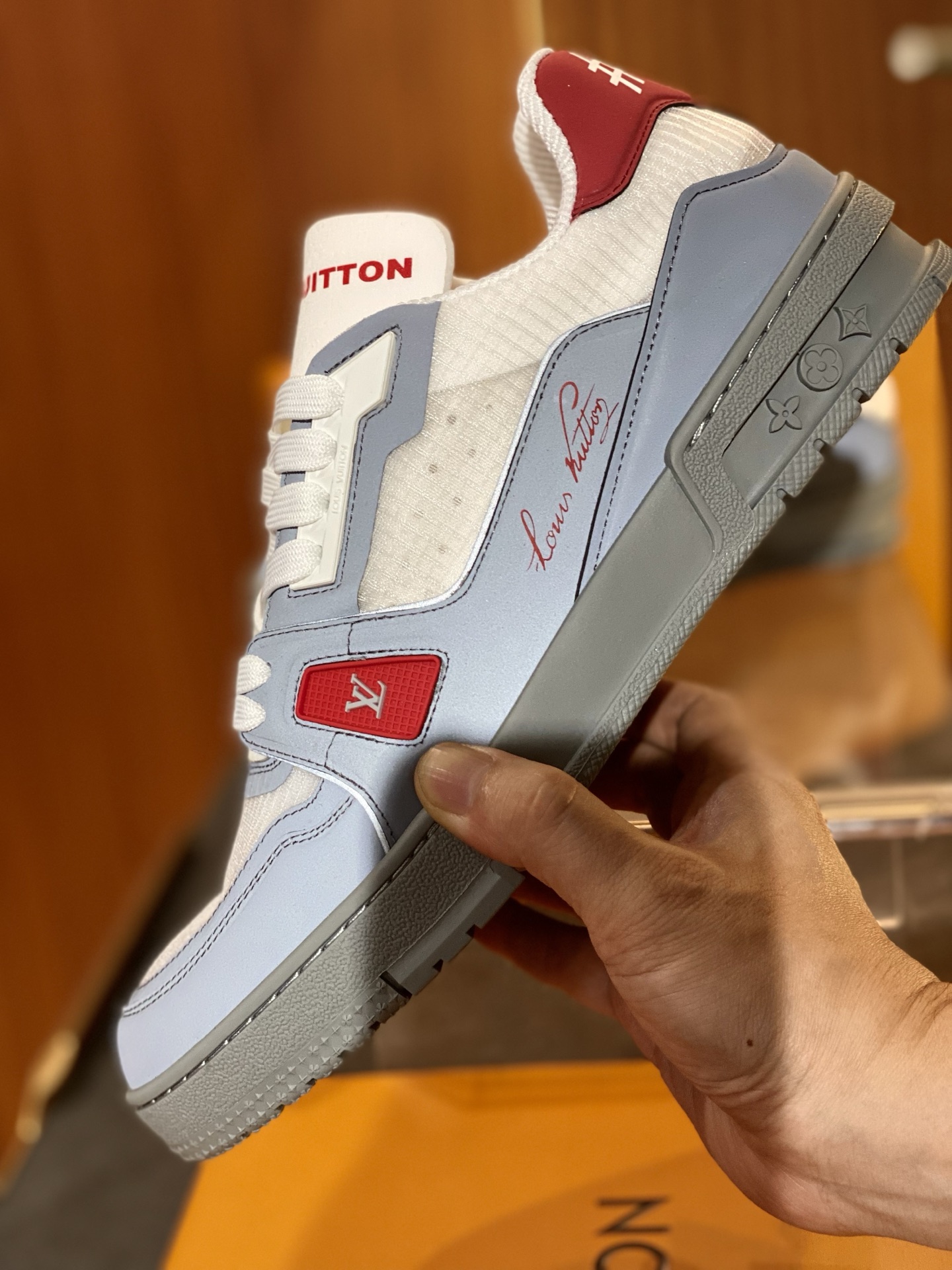 Louis Vuitton Trainer Sneaker: Retro Style, Techno Fabric, Superior Comfort 7 i1749734597983 4559 0 3