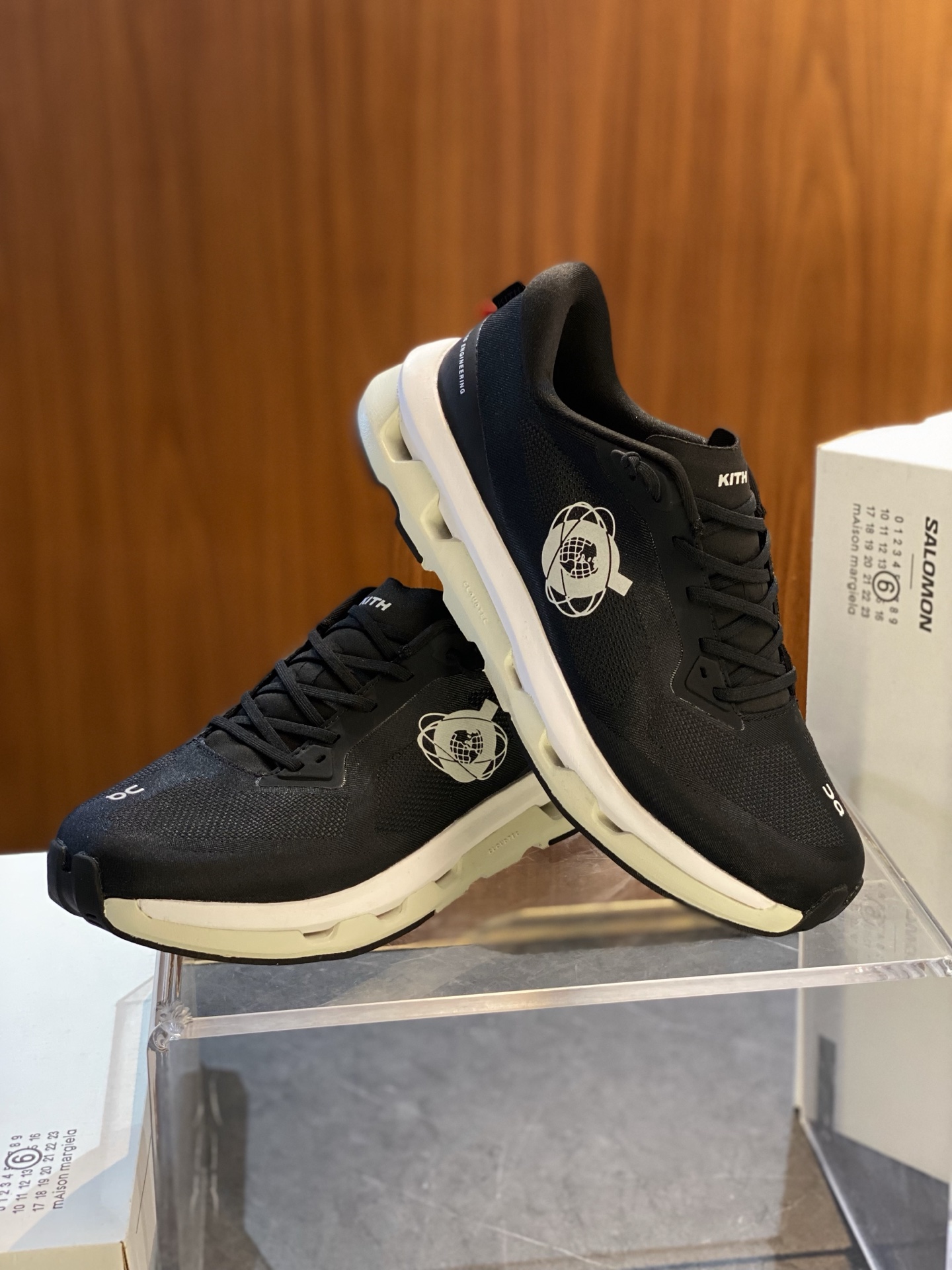 Loewe x On Cloudtilt Lightweight Running Shoes - Breathable & Comfortable 8 i1750340607618 7327 0 5