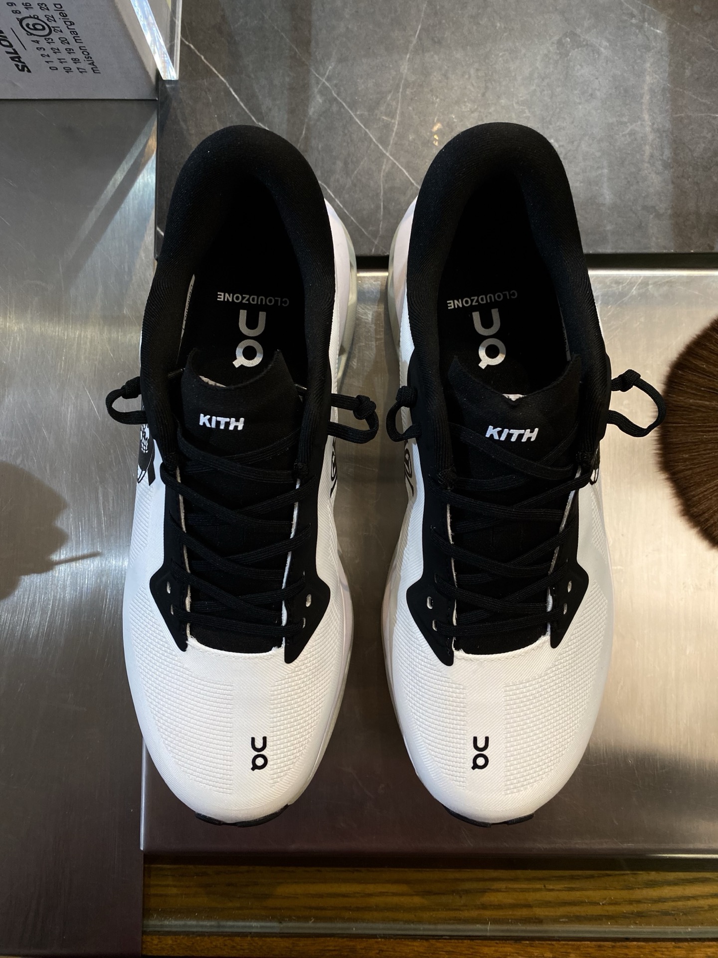 Loewe x On Cloudtilt: Lightweight & Breathable Sport Shoe - All-Day Comfort 9 i1750340681527 508 0 7