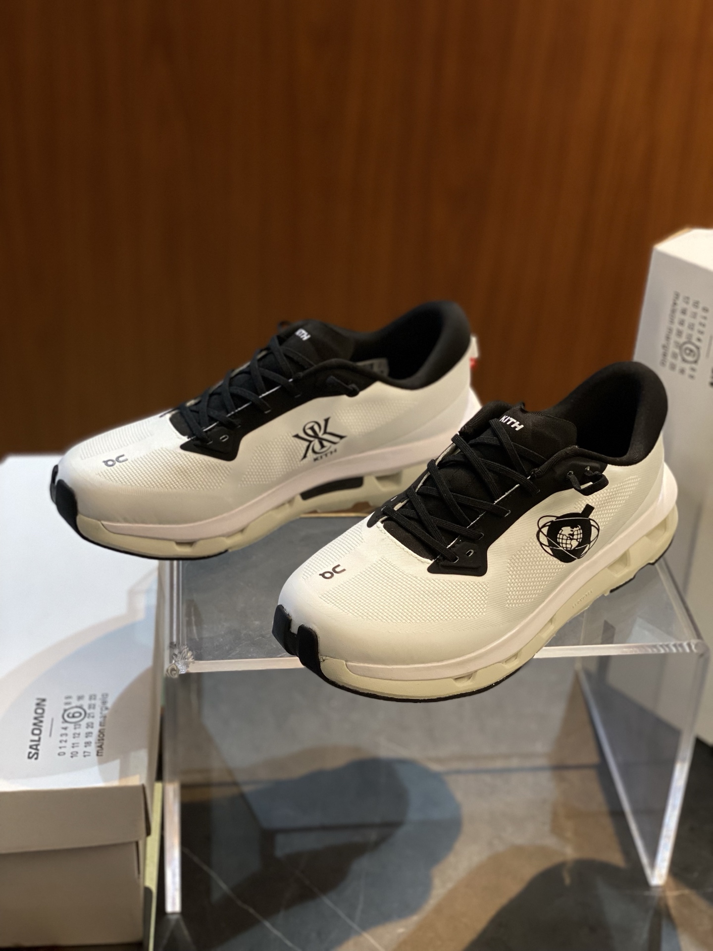 Loewe x On Cloudtilt: Lightweight & Breathable Sport Shoe - All-Day Comfort 6 i1750340681724 9322 0 5