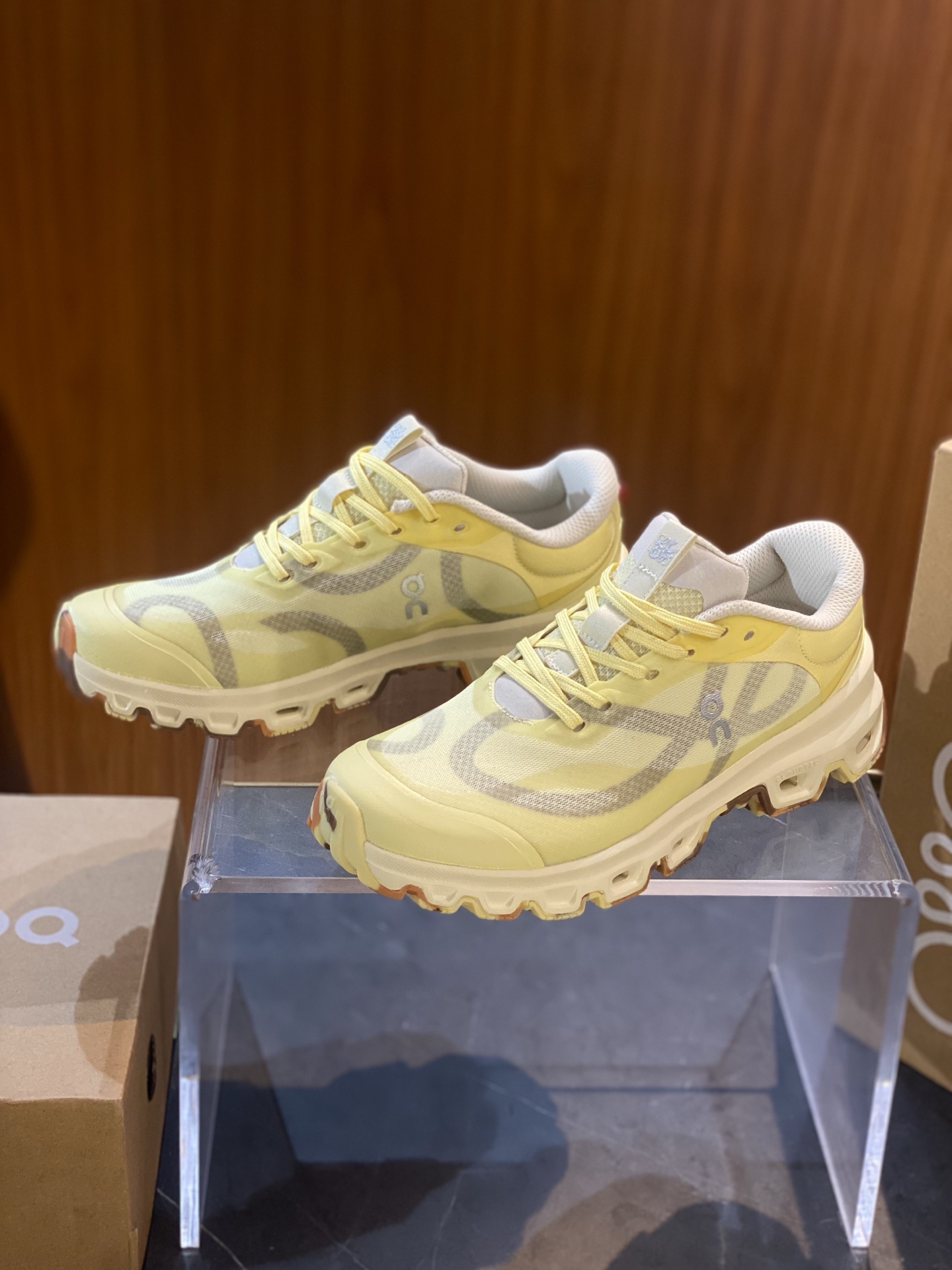 Loewe x On Cloudtilt Sneakers Limited Edition - Lightweight & Comfortable 2 i1753282556343 8561 0 2