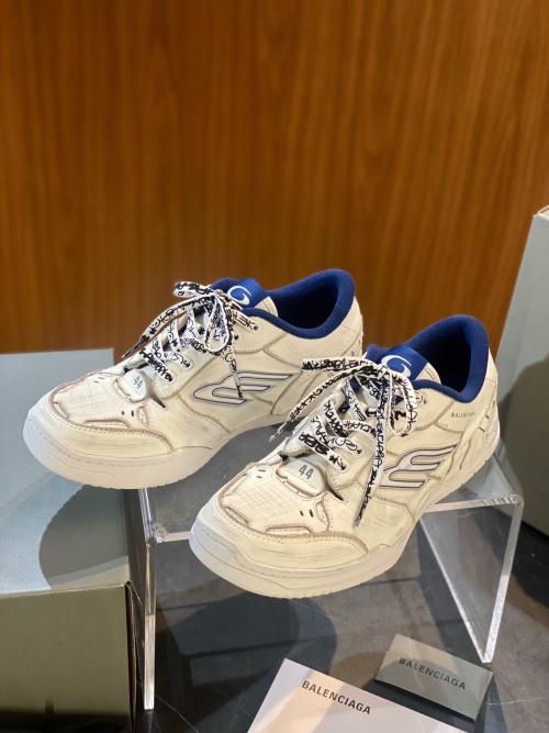 Balenciaga Hamptons Worn-Out Sneakers in Leather with Graffiti Laces 1 Balenciaga Hamptons Worn-Out Sneakers in Leather with Graffiti Laces