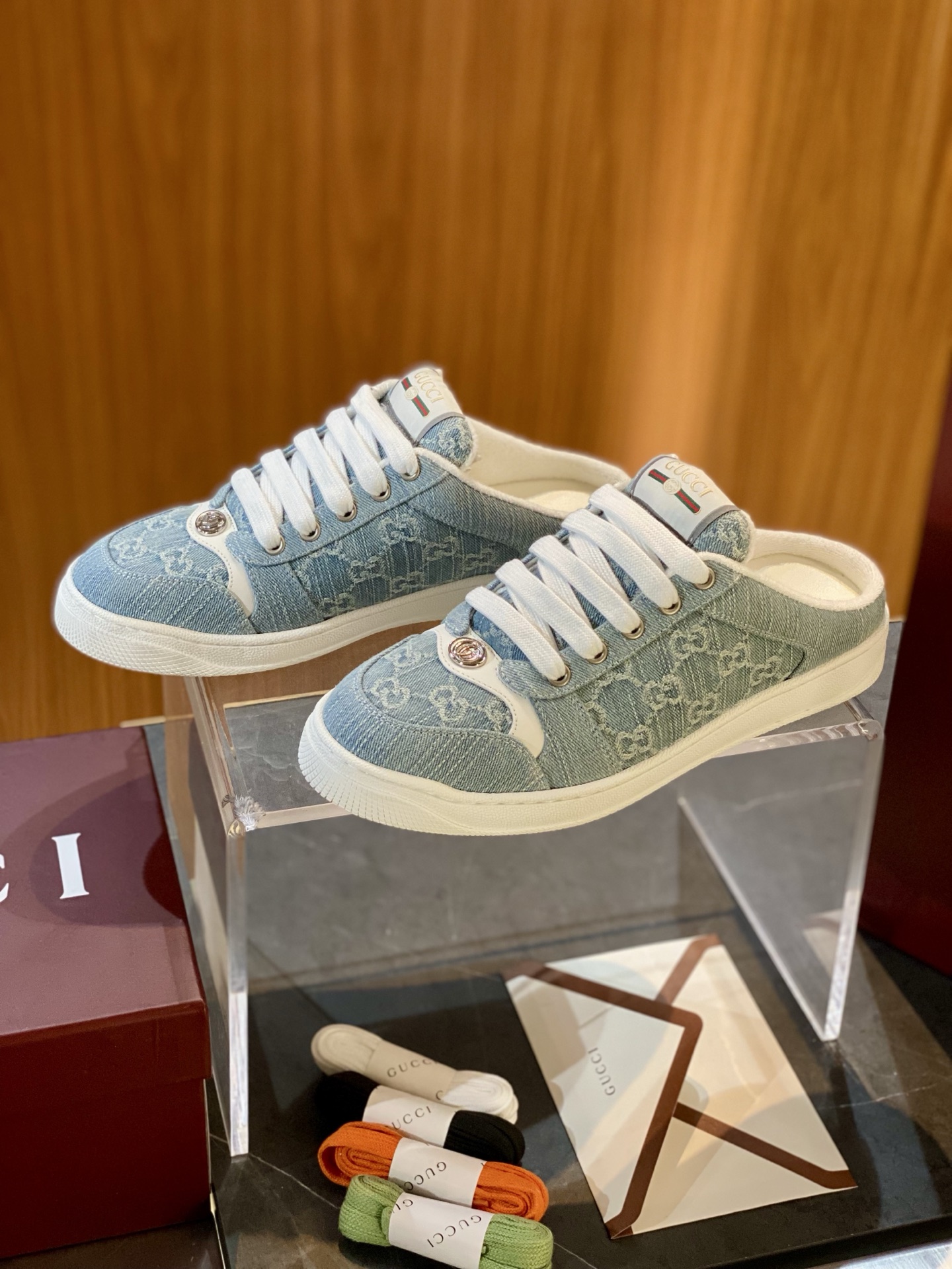 Gucci Screener Mule Shoes-حذاء سهل الارتداء بتصميم مستوحى من السبعينيات
