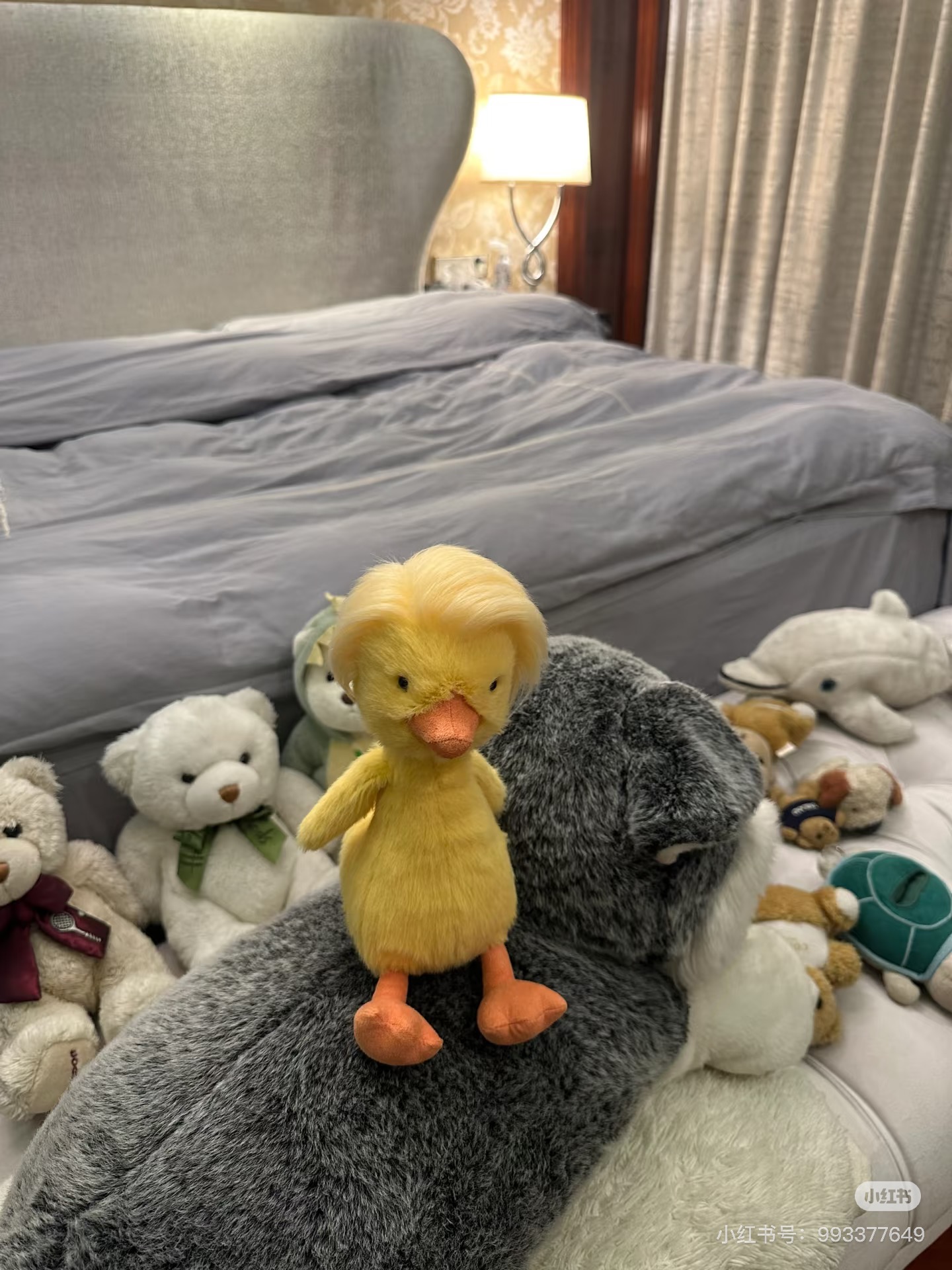NO:809805,The real color is very beautiful, suitable for wearing clothes of various colors, and the hairstyle can reflect your daily mental state...., Jellycat doll trendy department store19860909实物颜色很好看,适合穿各种颜色衣服,发型可以体现自己每天的精神状态....,Jellycat公仔潮品百货,accessory