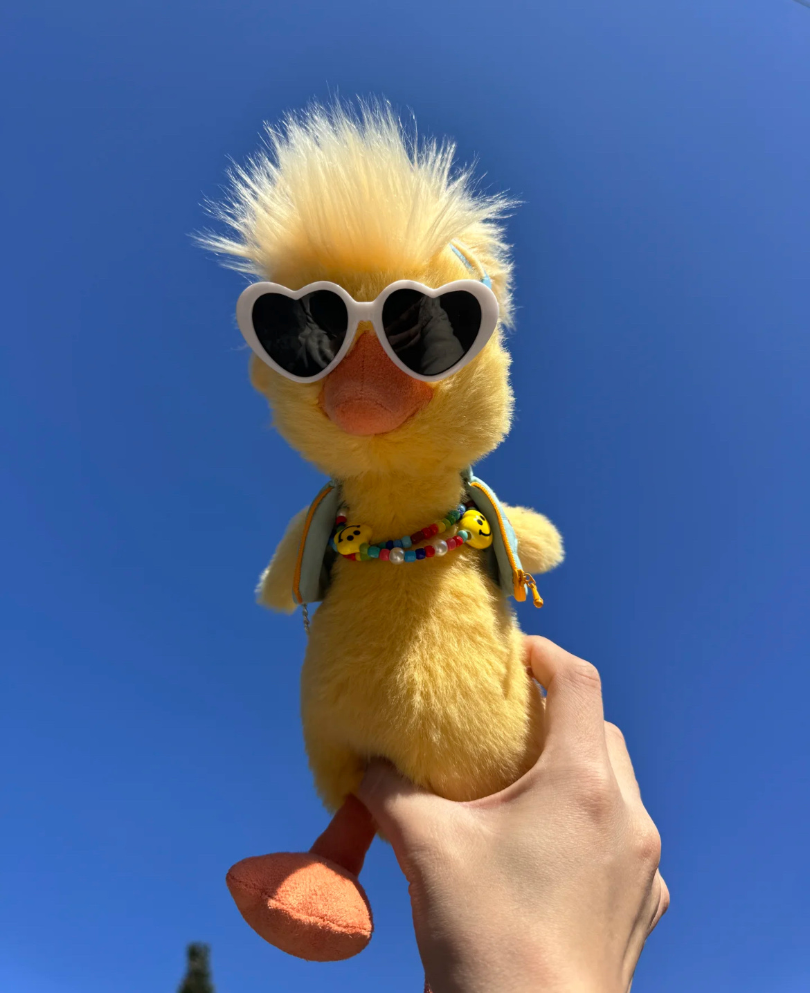 NO:809793,You are very charming, duck head. This ugly duckling with fried hair is so cute. The important thing is that you can DIY it!  !  , Jellycat doll trendy department store19860909鸭头你很迷人,这个炸毛的丑小鸭太可爱啦,重点是可以DIY！！,Jellycat公仔潮品百货,accessory