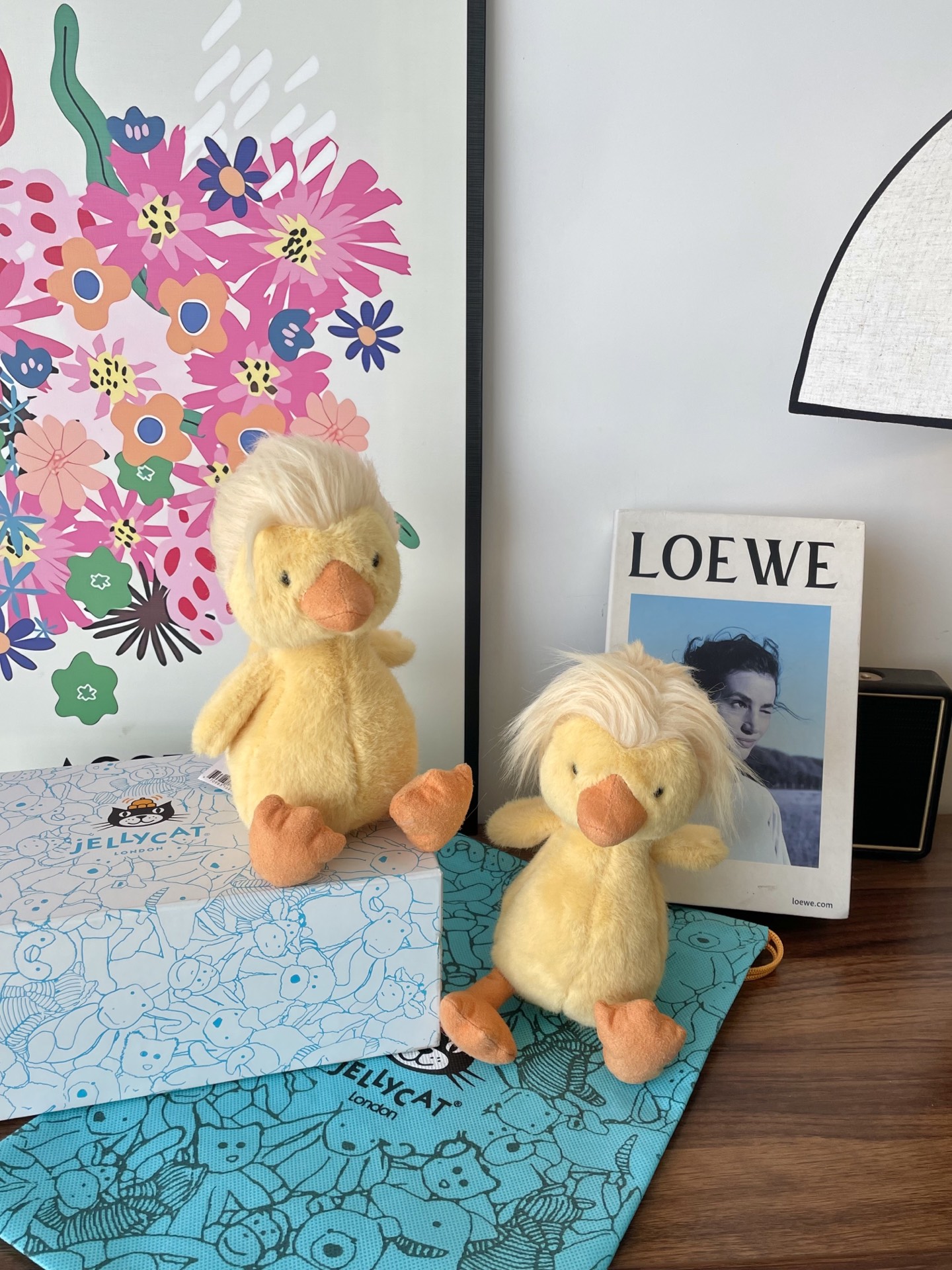 NO:809803,She’s so sparkly and cute, and she doesn’t even comb her hair. I like messy hair!  , Jellycat doll trendy department store19860909闪闪惹人爱 都没有梳毛哈 我喜欢乱发炸毛！,Jellycat公仔潮品百货,accessory
