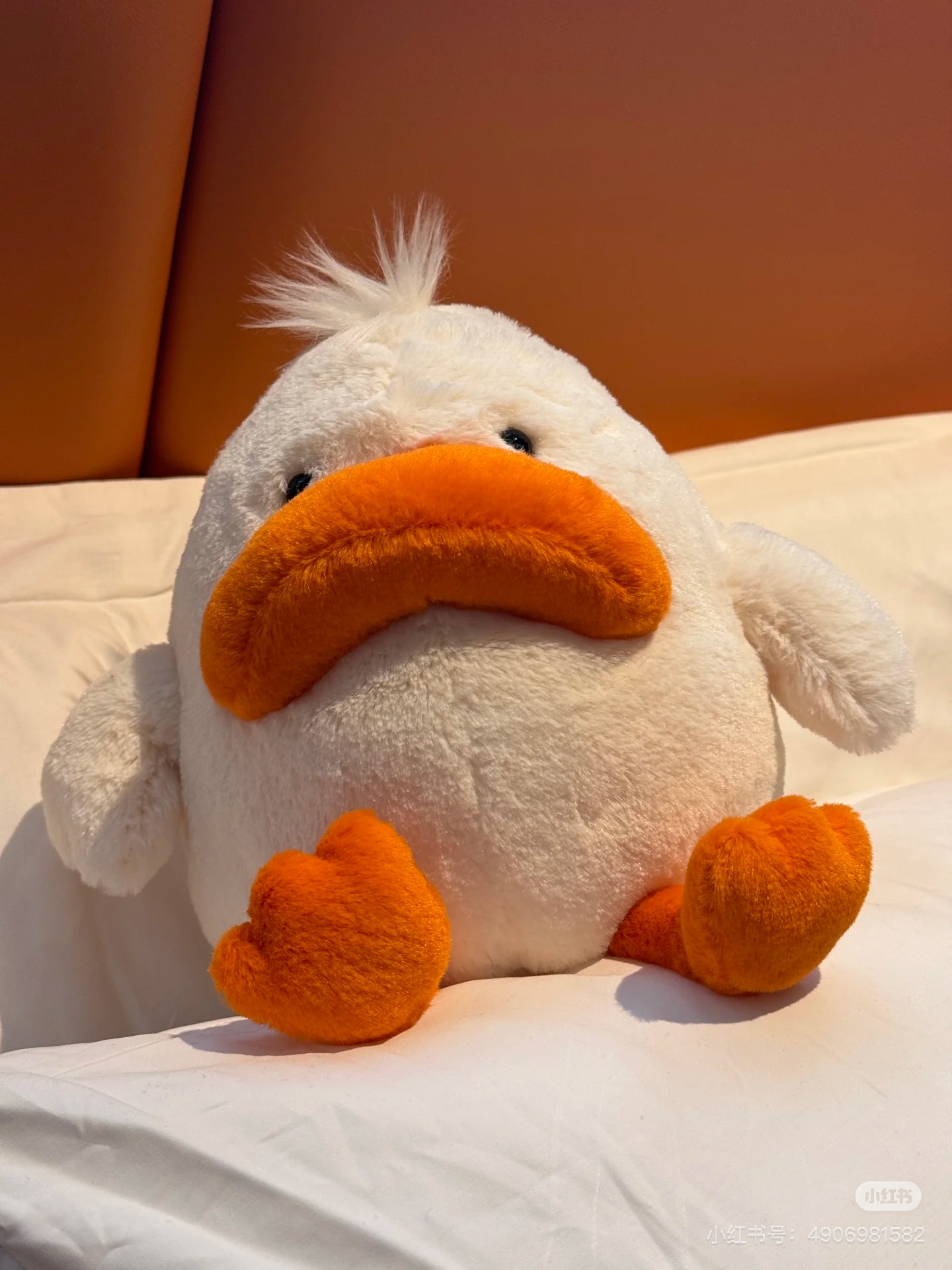 NO:809828,Jellcat Delia Duck, aren't you happy? It doesn't matter, if you look at it upside down, it's just a smiling face~, Jellycat Doll Trendy Department Store19860909jellcat狄利亚鸭你不开心吗? 没关系倒过来看就是一张笑脸啦~,Jellycat公仔潮品百货,accessory