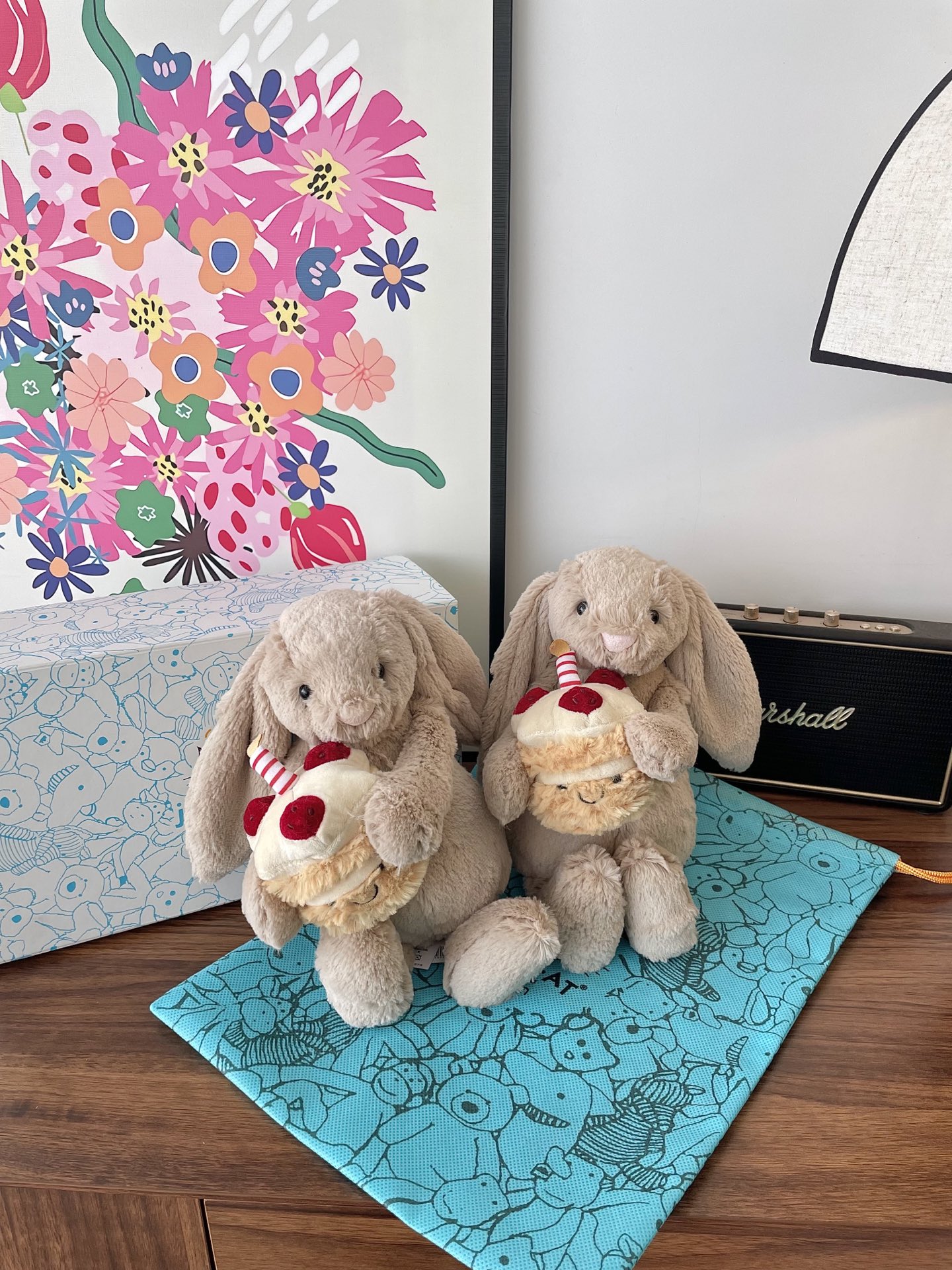NO:809605,Wuwuwu is cute and well-behaved enough to make people feel affectionate unconsciously!  , Jellycat doll trendy department store19860909呜呜呜足够可爱乖巧,让人不自觉的心生怜爱！,Jellycat公仔潮品百货,accessory