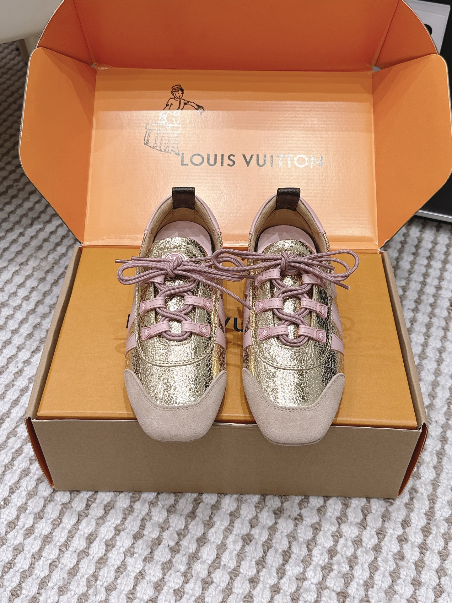 LV Style Leather Women's Shoes Lookbook Reference image 1