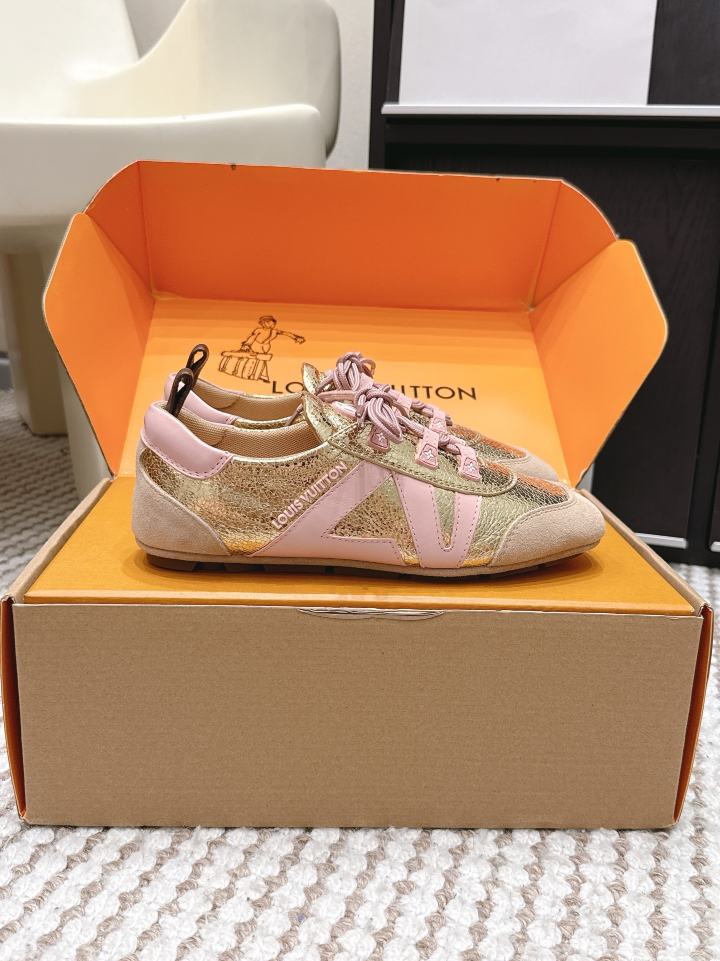LV Style Leather Women's Shoes Lookbook Reference image 2