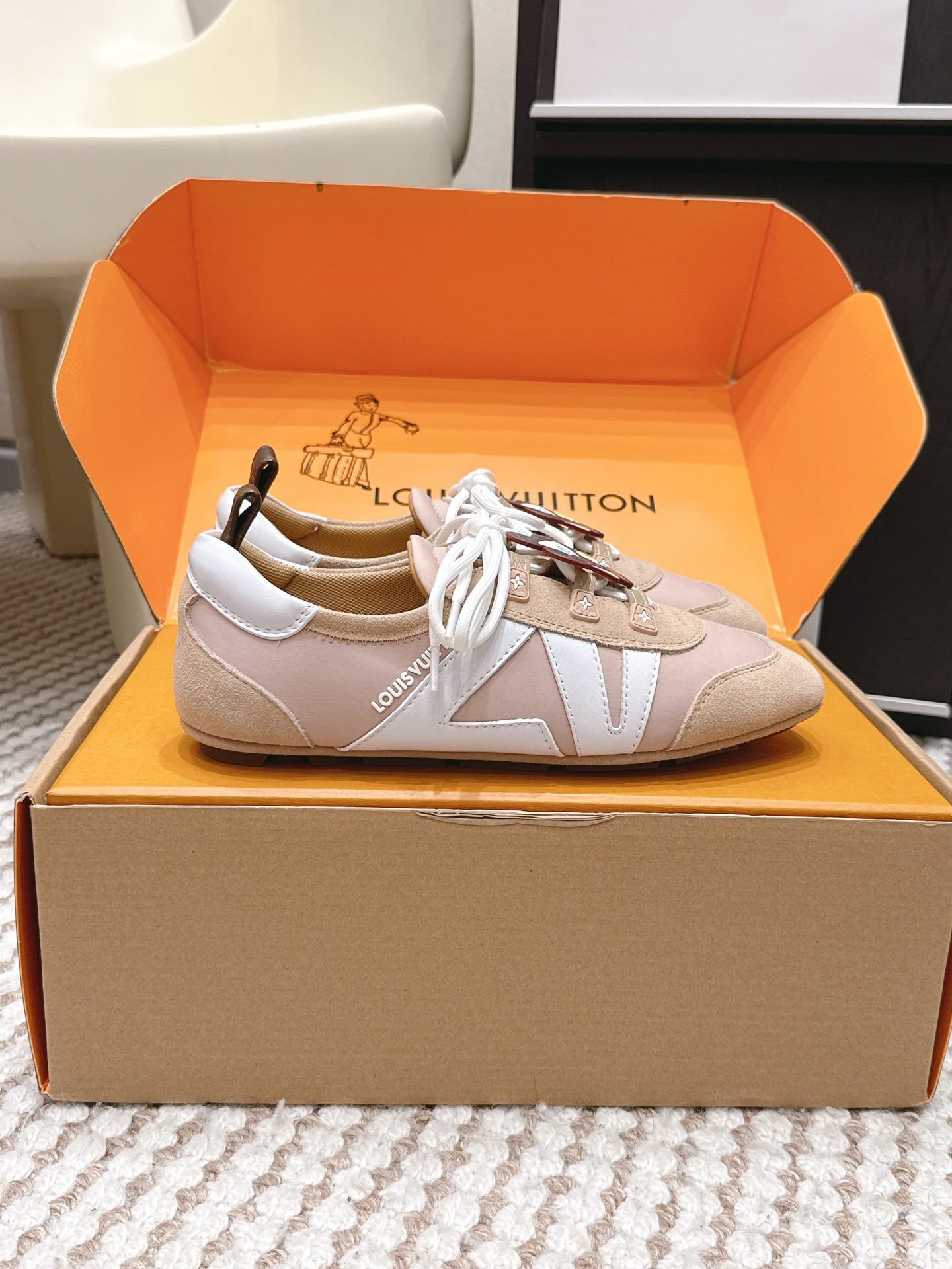 LV Style Leather Women's Shoes Lookbook Reference image 2
