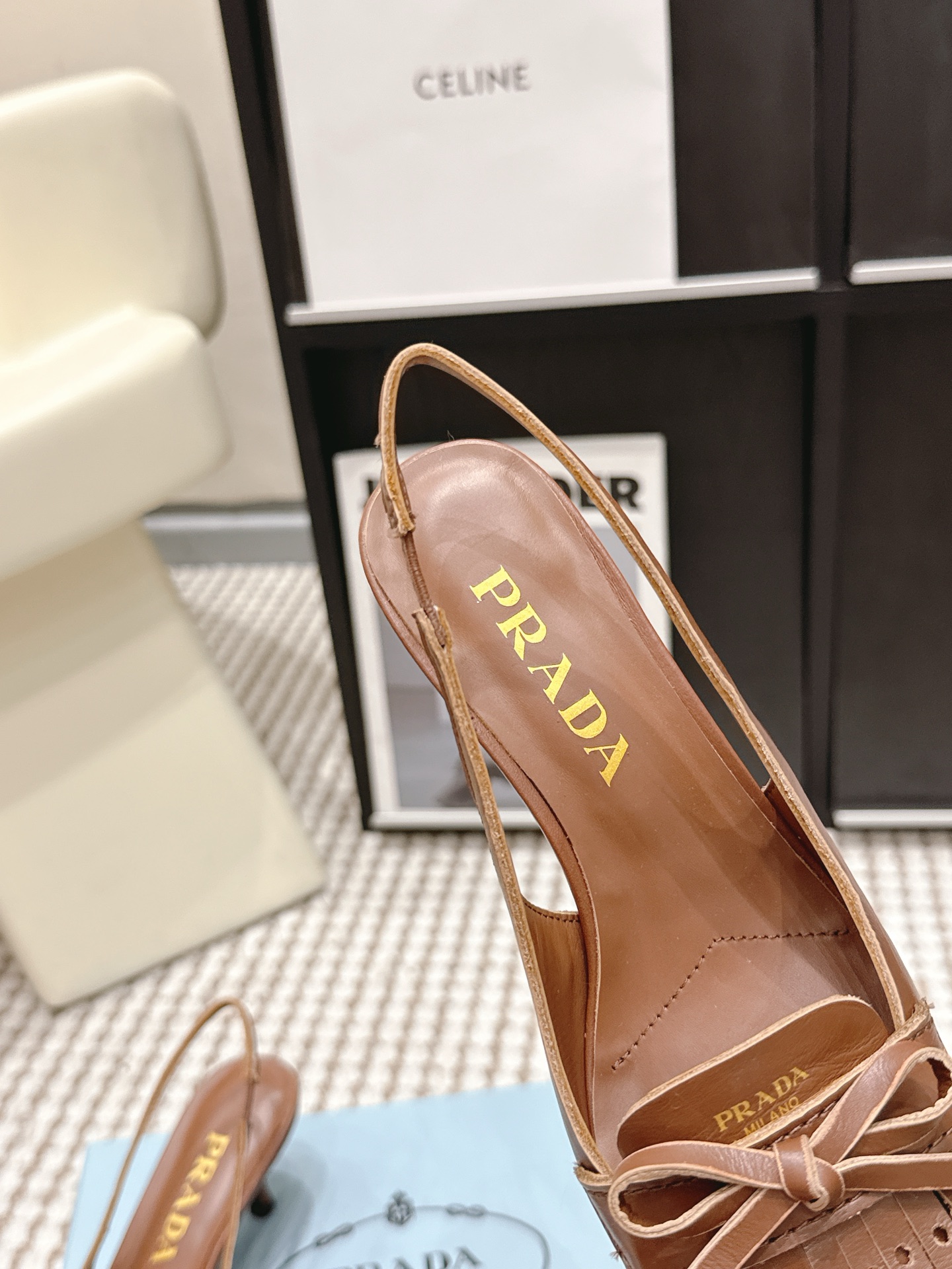 Prada Style Black Leather Women's Shoes style reference detail image 6 from source 784883