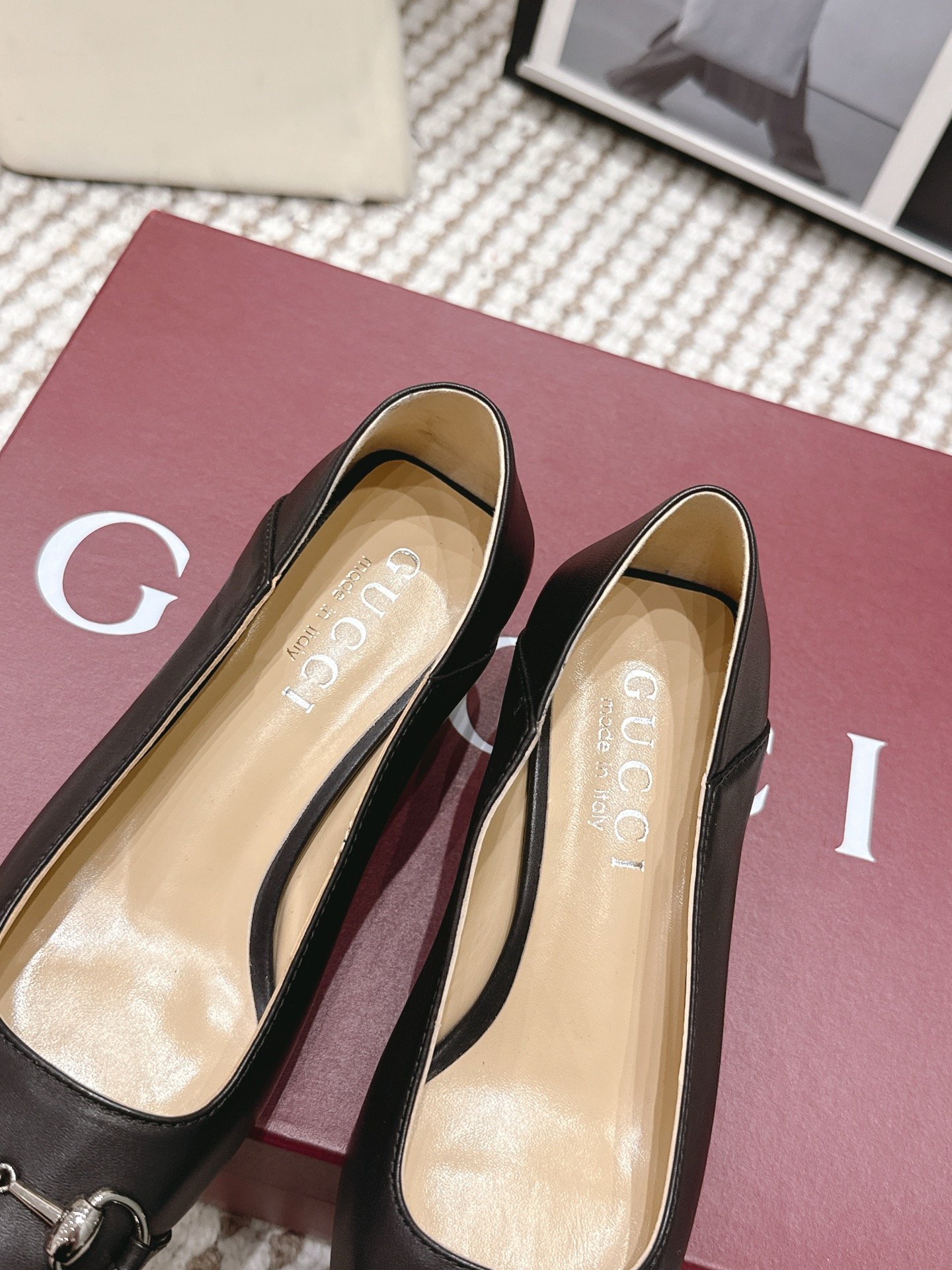 Gucci Style Leather Women's Shoes style reference detail image 8 from source 784636