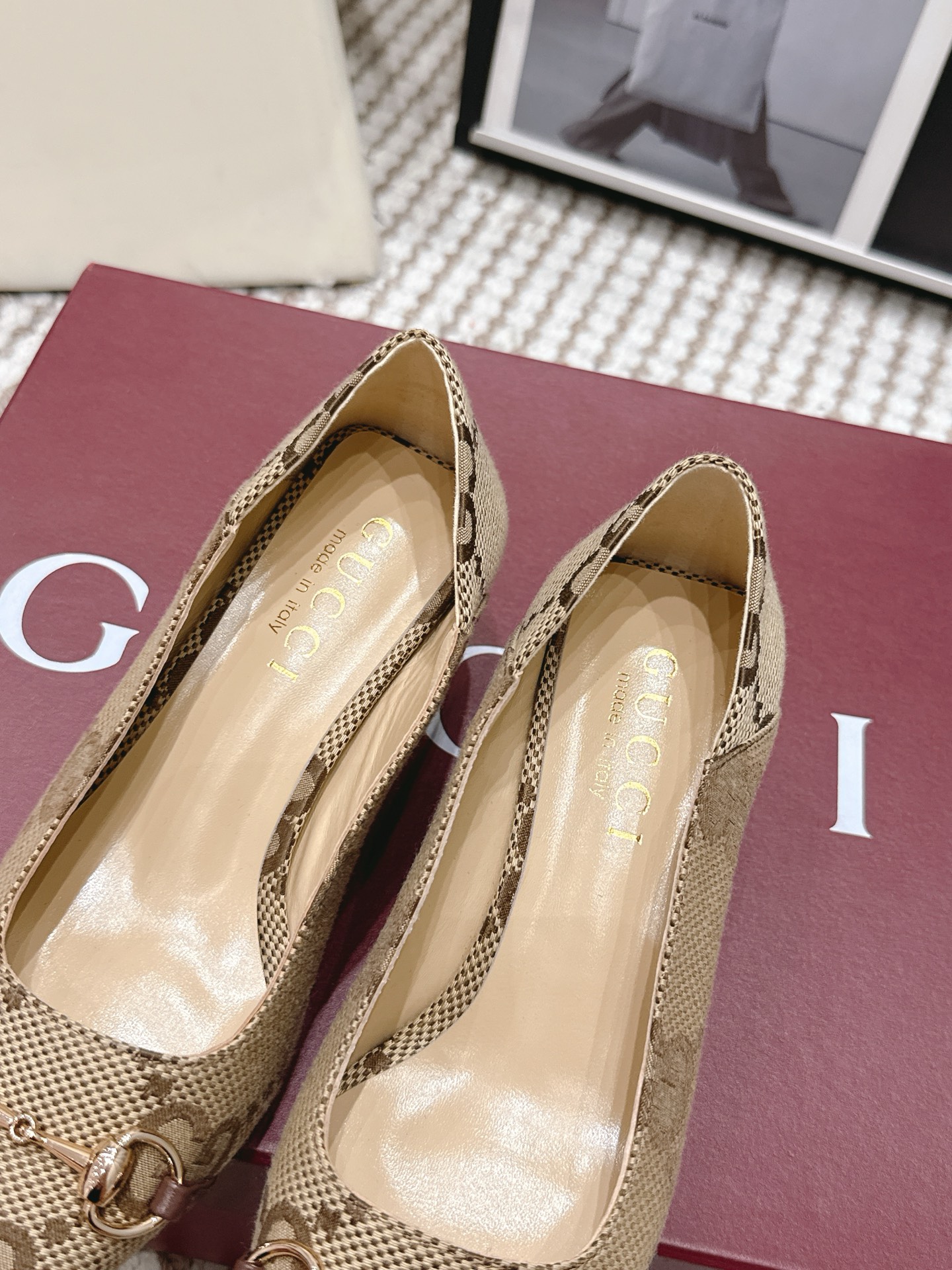 Gucci Style Leather Women's Shoes style reference detail image 7 from source 784642