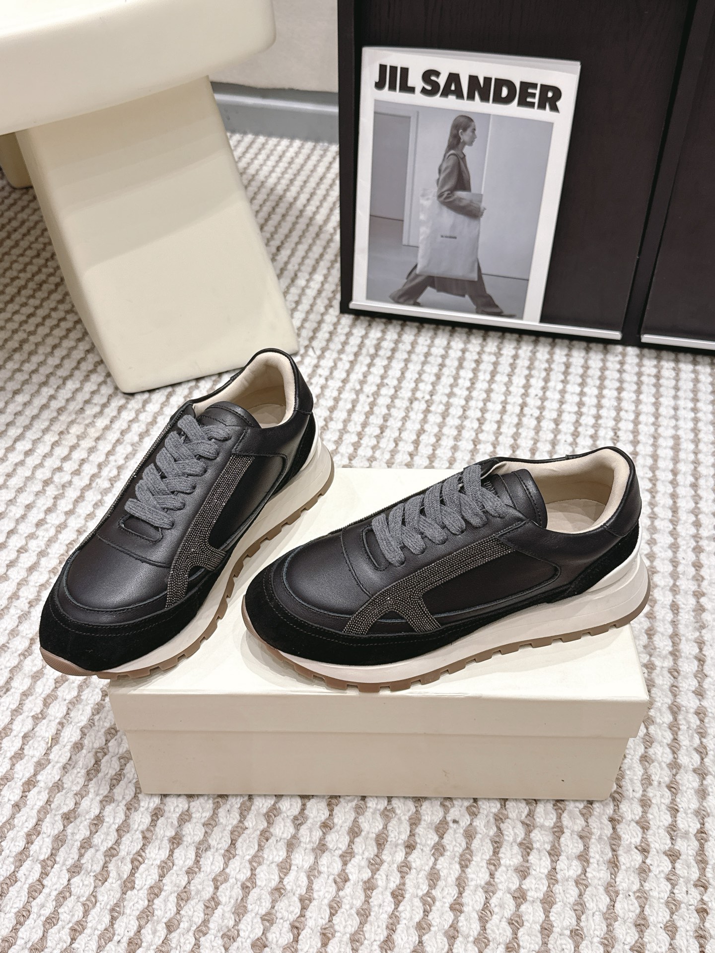 Черные кроссовки Brunello Cucinelli