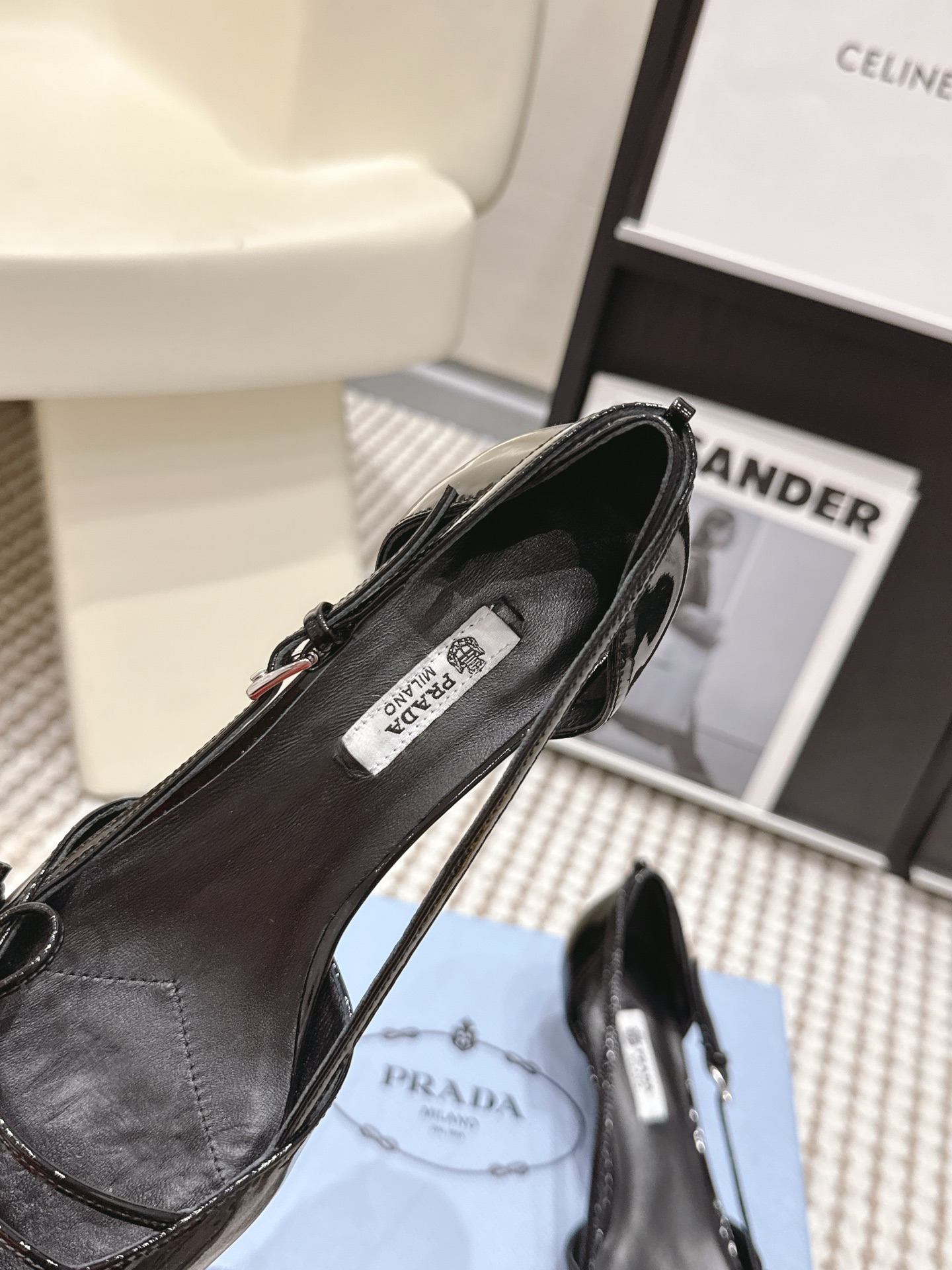 Prada Style Leather Women's Shoes style reference detail image 6 from source 784896