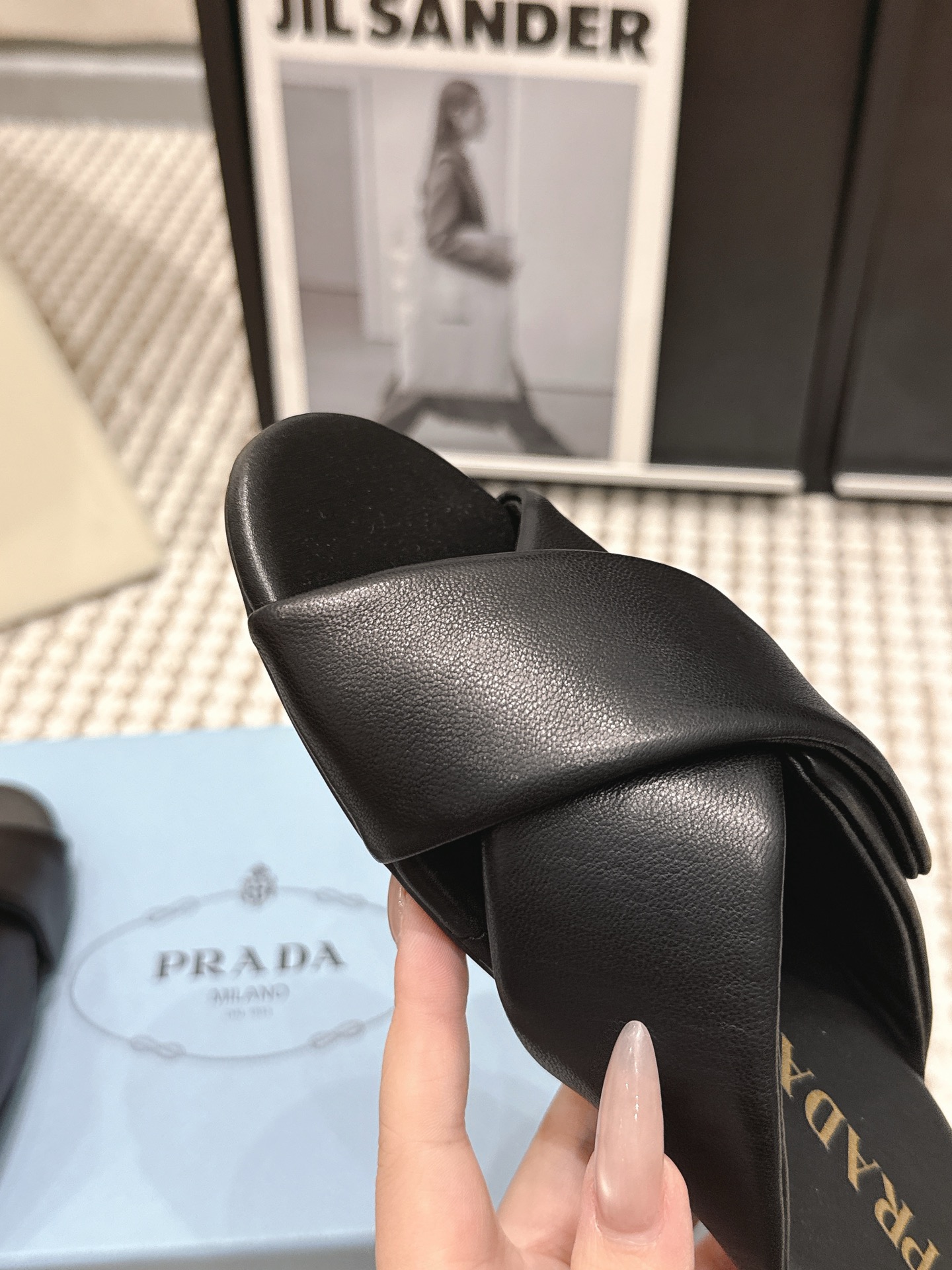 Prada Style Leather Women's Shoes style reference detail image 8 from source 784897