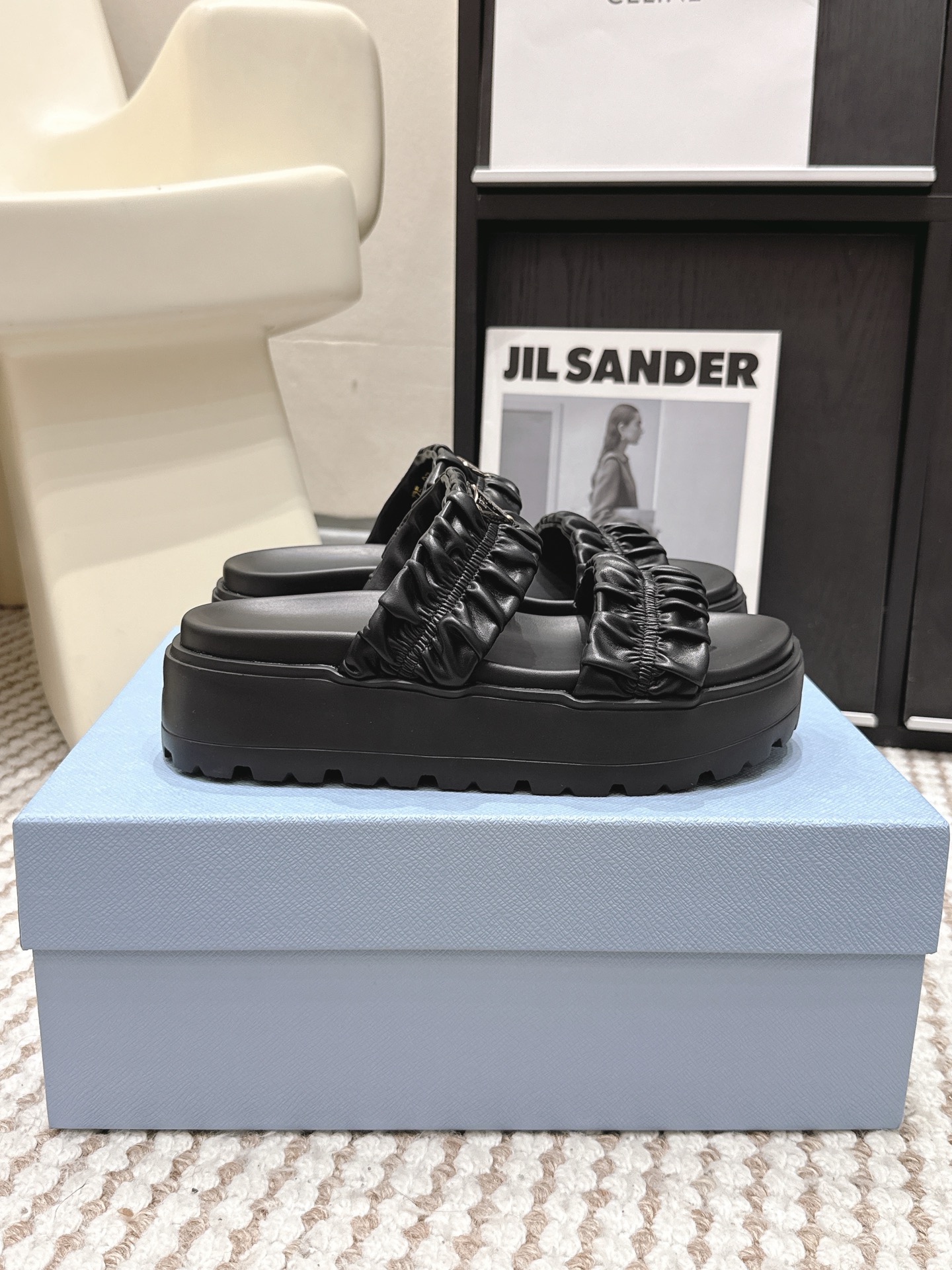 Prada Style Leather Women's Shoes style reference detail image 2 from source 784892