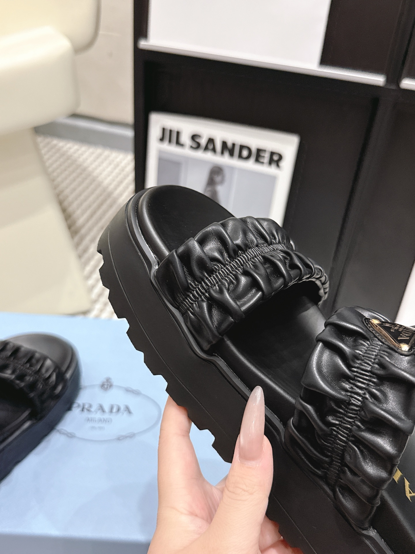 Prada Style Leather Women's Shoes style reference detail image 8 from source 784892