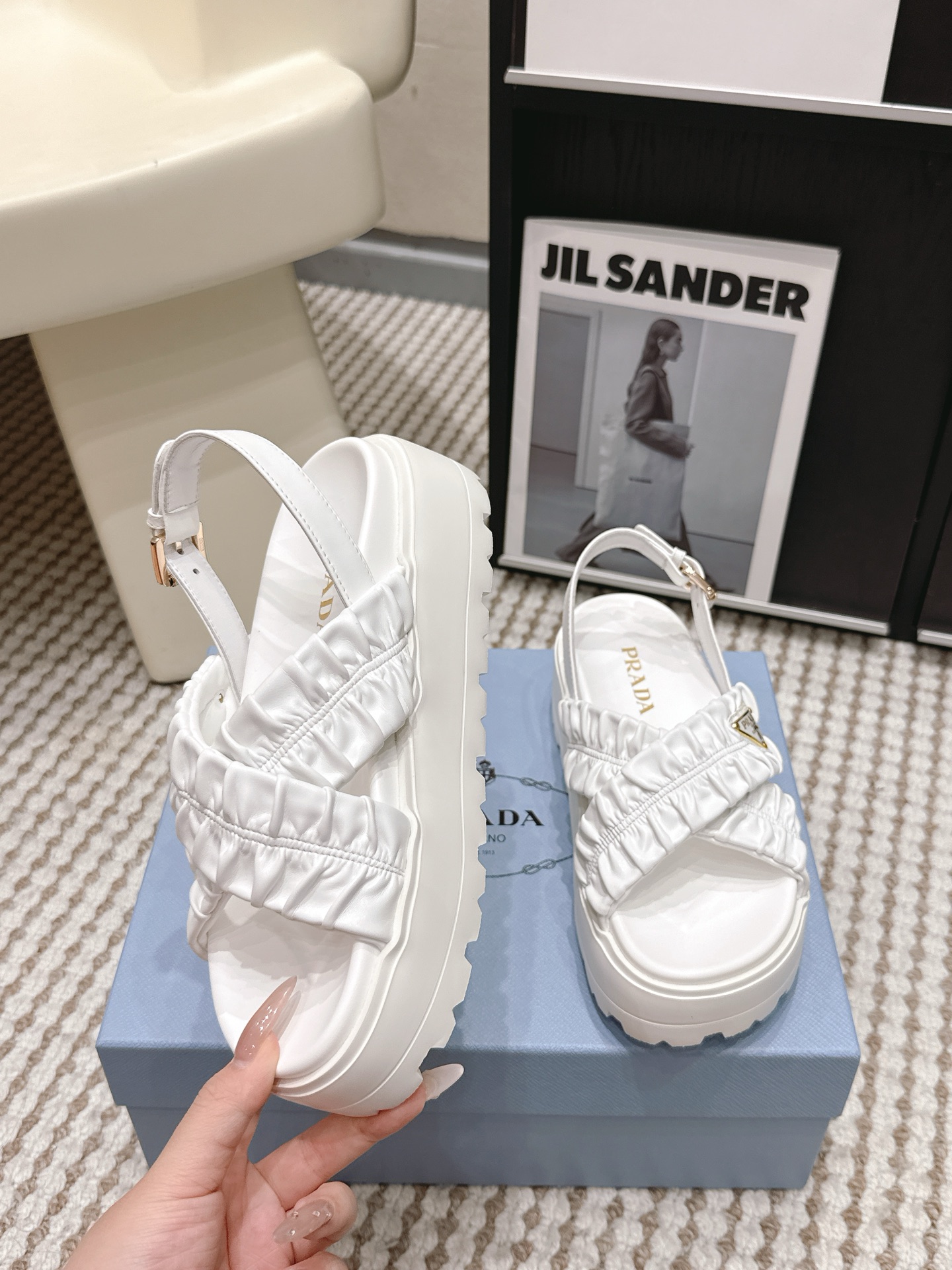 Prada Style Leather Women's Shoes style reference detail image 5 from source 784890