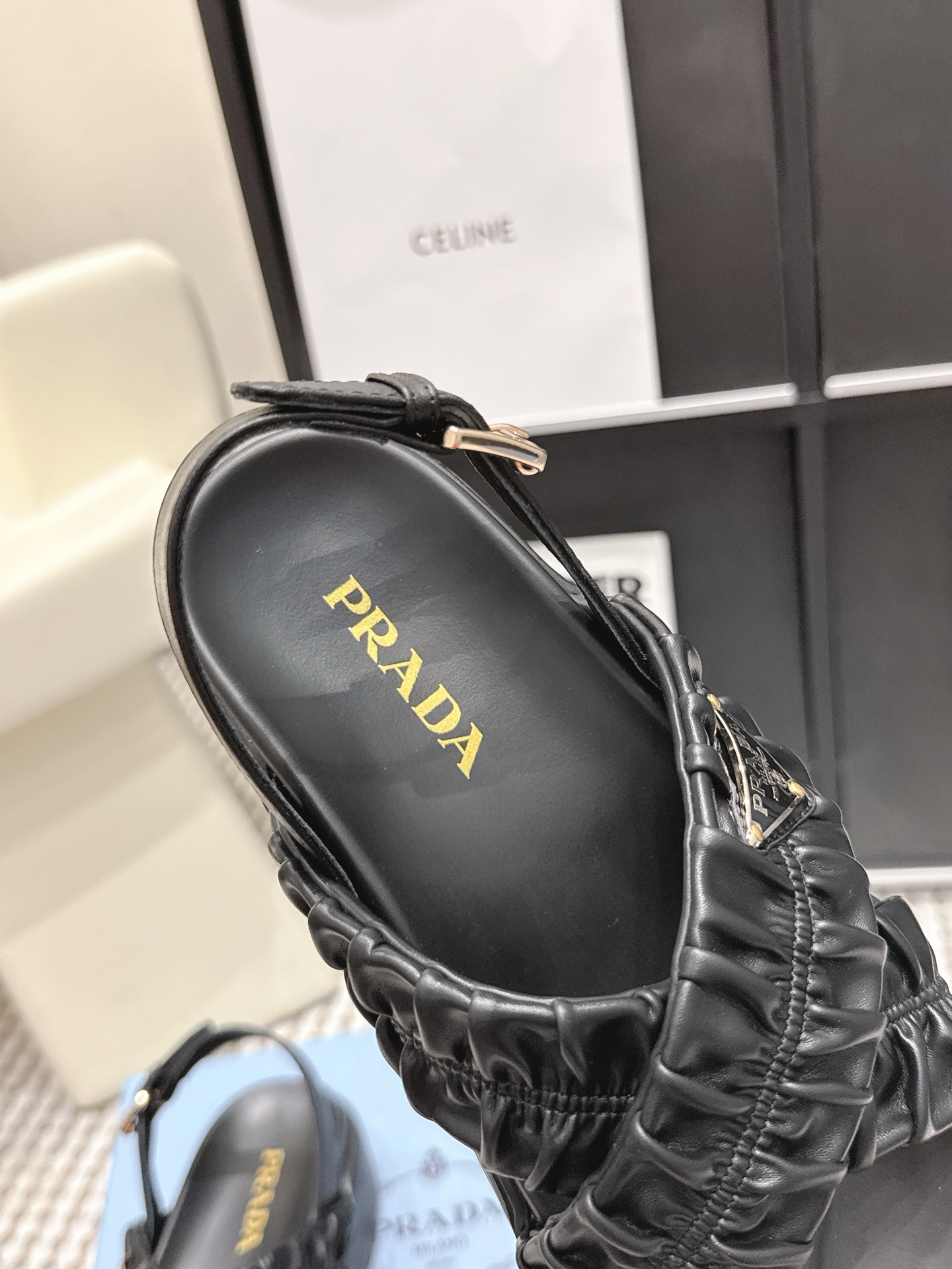 Prada Style Leather Women's Shoes style reference detail image 6 from source 784891