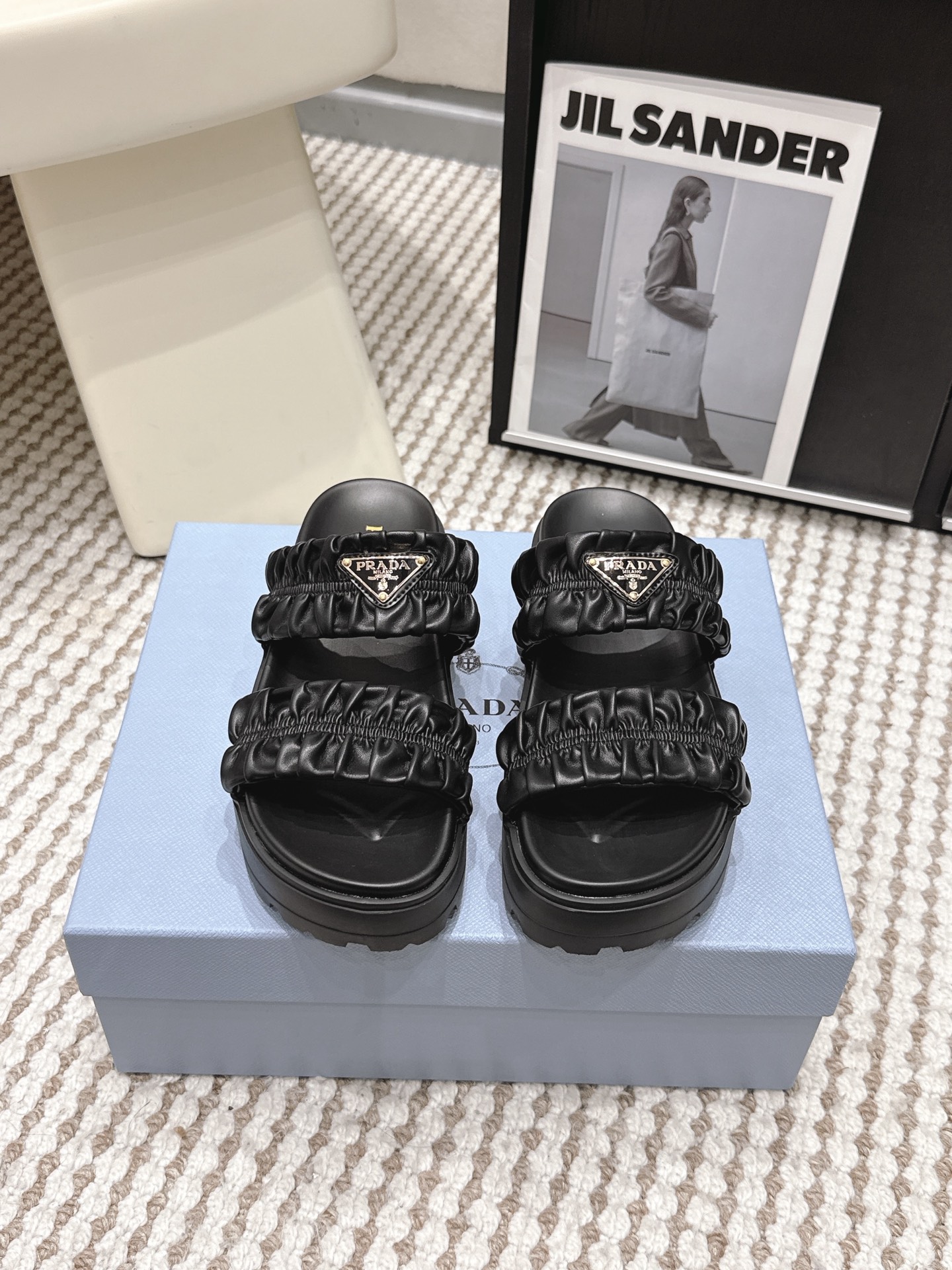 Prada Style Leather Women's Shoes style reference detail image 1 from source 784892