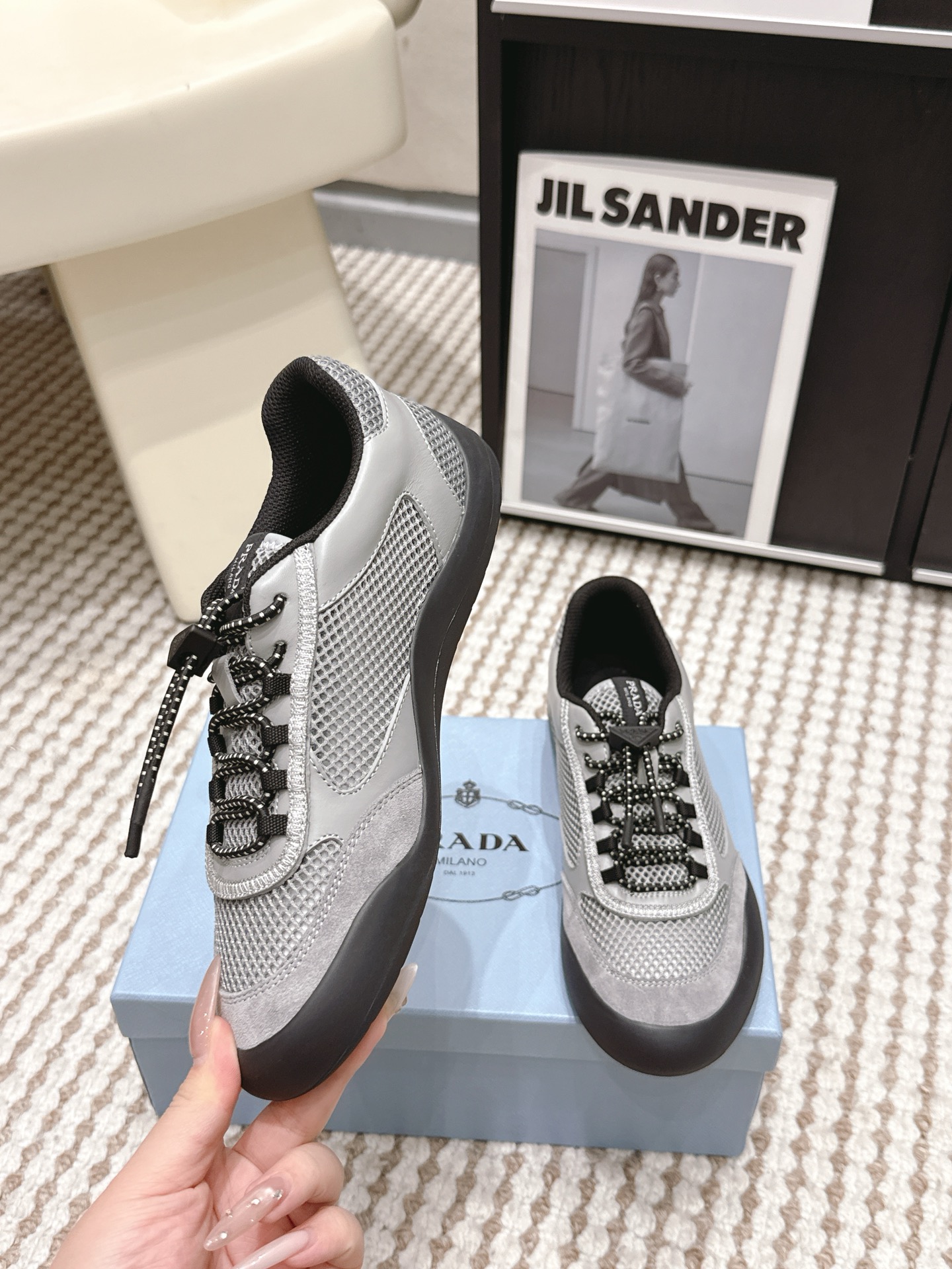 Prada Style Leather Women's Shoes style reference detail image 5 from source 784914