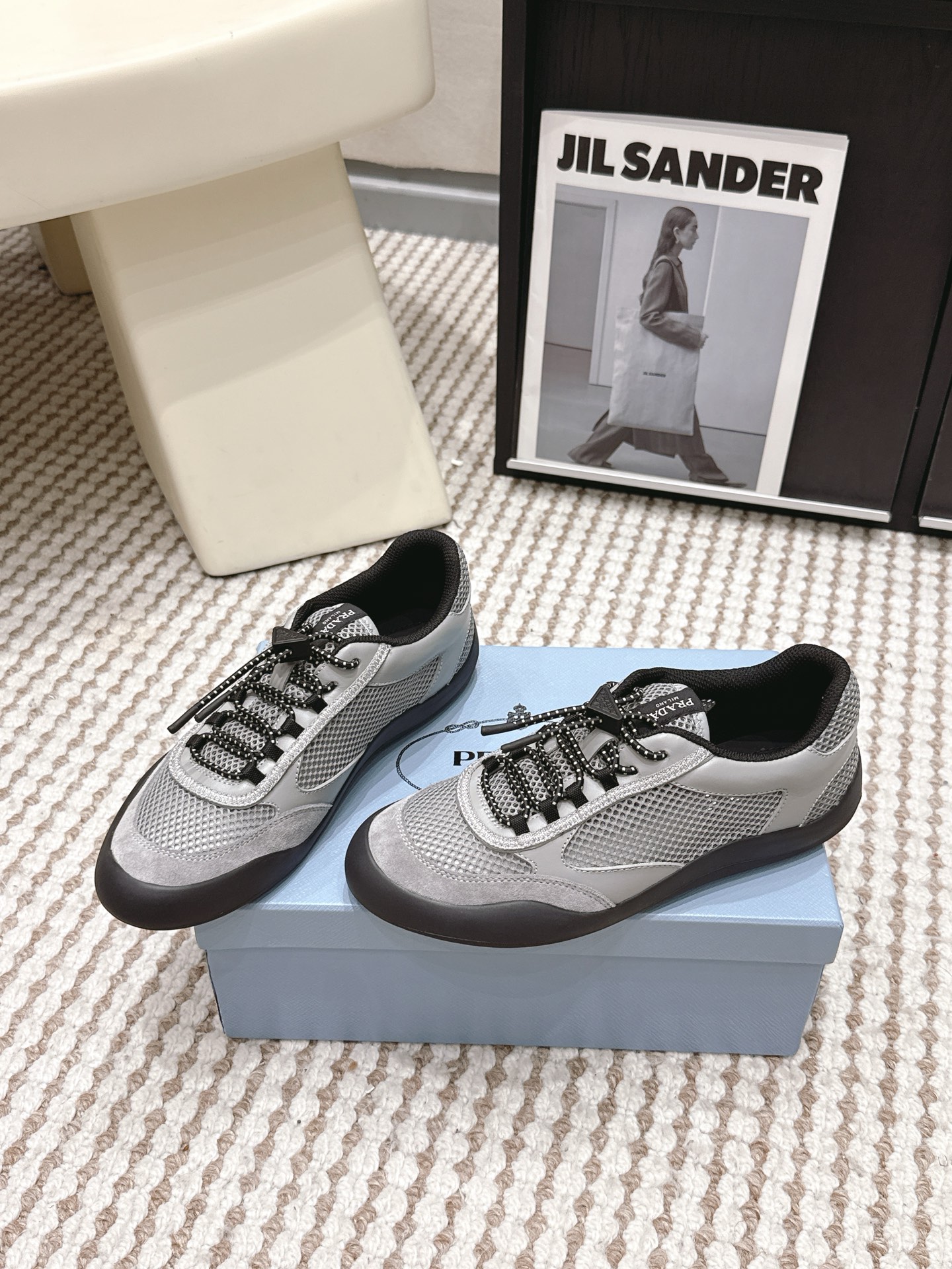 Prada Style Leather Women's Shoes style reference detail image 3 from source 784914