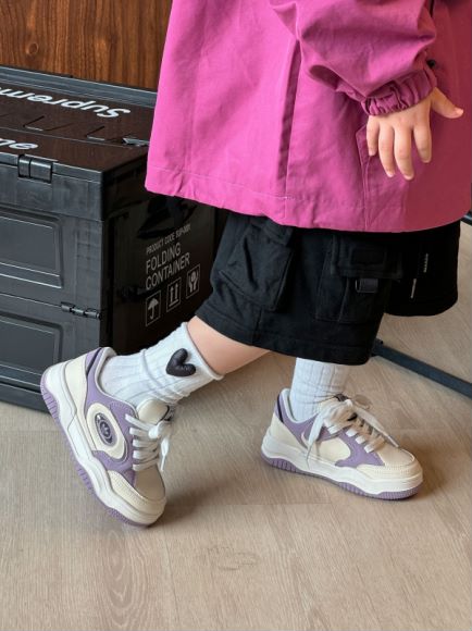 图片[3]-阿迪达斯男娃，女娃最爱💥💥💥上脚杆杆的🍡🍡🍡鞋带显质感，磨术扣穿脱方便，RB橡胶底防滑又耐穿，⚽️⚽️⚽️边侧真气垫超有立体感，你看上就来🔥🔥🔥-选品中心