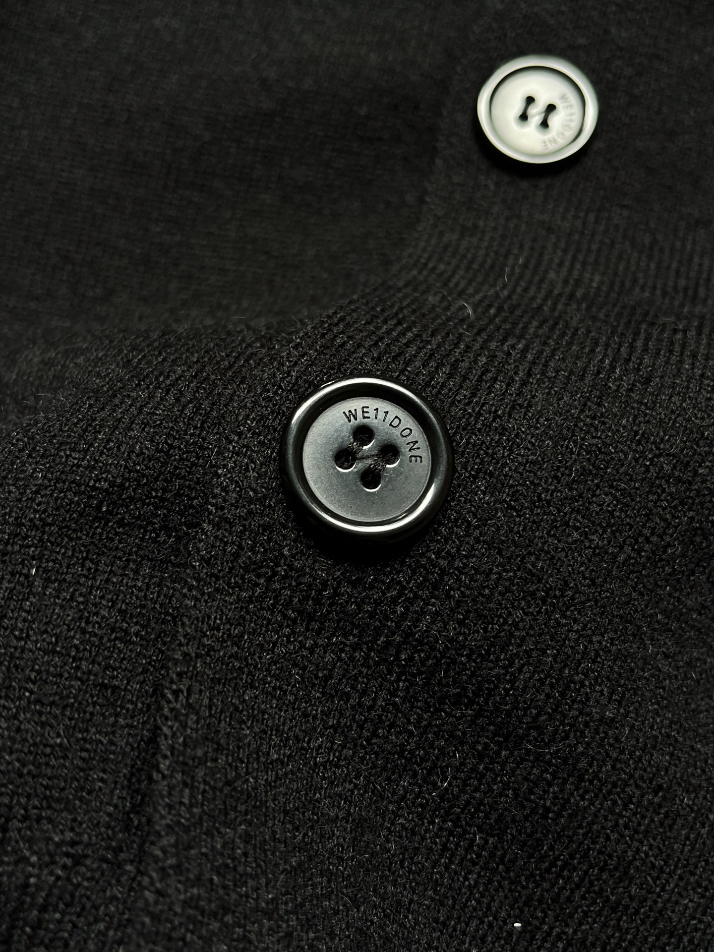 Title: ‘WE11DONE P696 Original Hardcore Female Suit with Tweezer – Fall/Winter Collection’ – Black, Sizes SML. - 图片 4