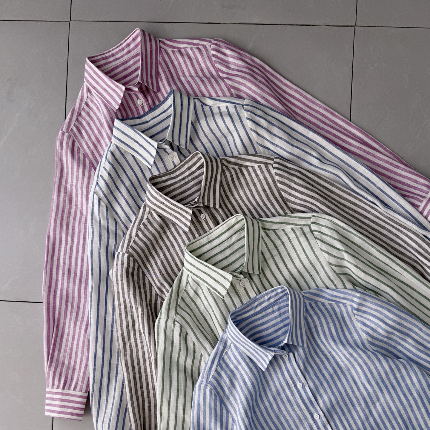 Weekend Max Mara Classic Linen Striped Shirt - Lightweight & Comfortable 4 i1747065625590 7813 0 2