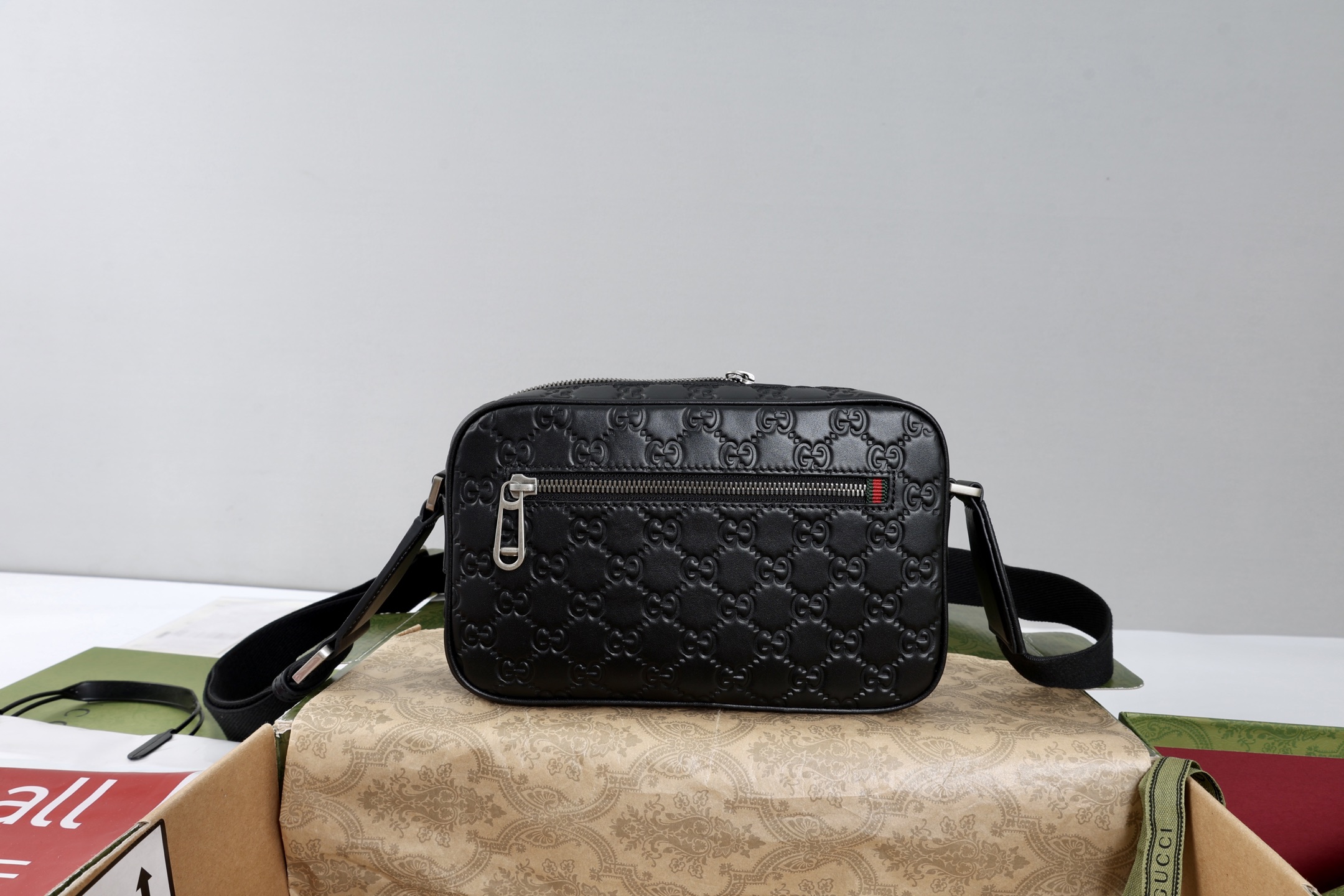 Jacquemus Luxury Designer Handbag Shoulder Crossbody Bag crafted in