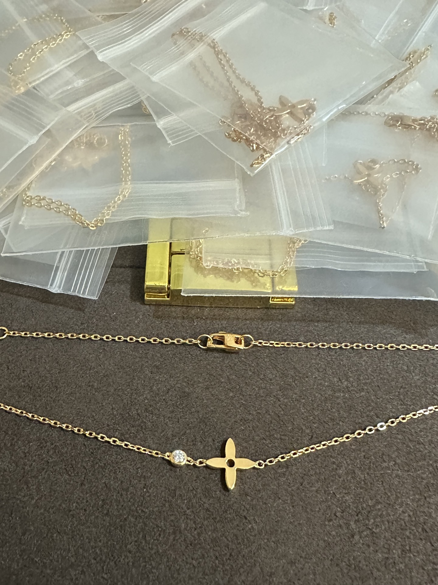 纯银顶级版LV光面项链，(实价)85