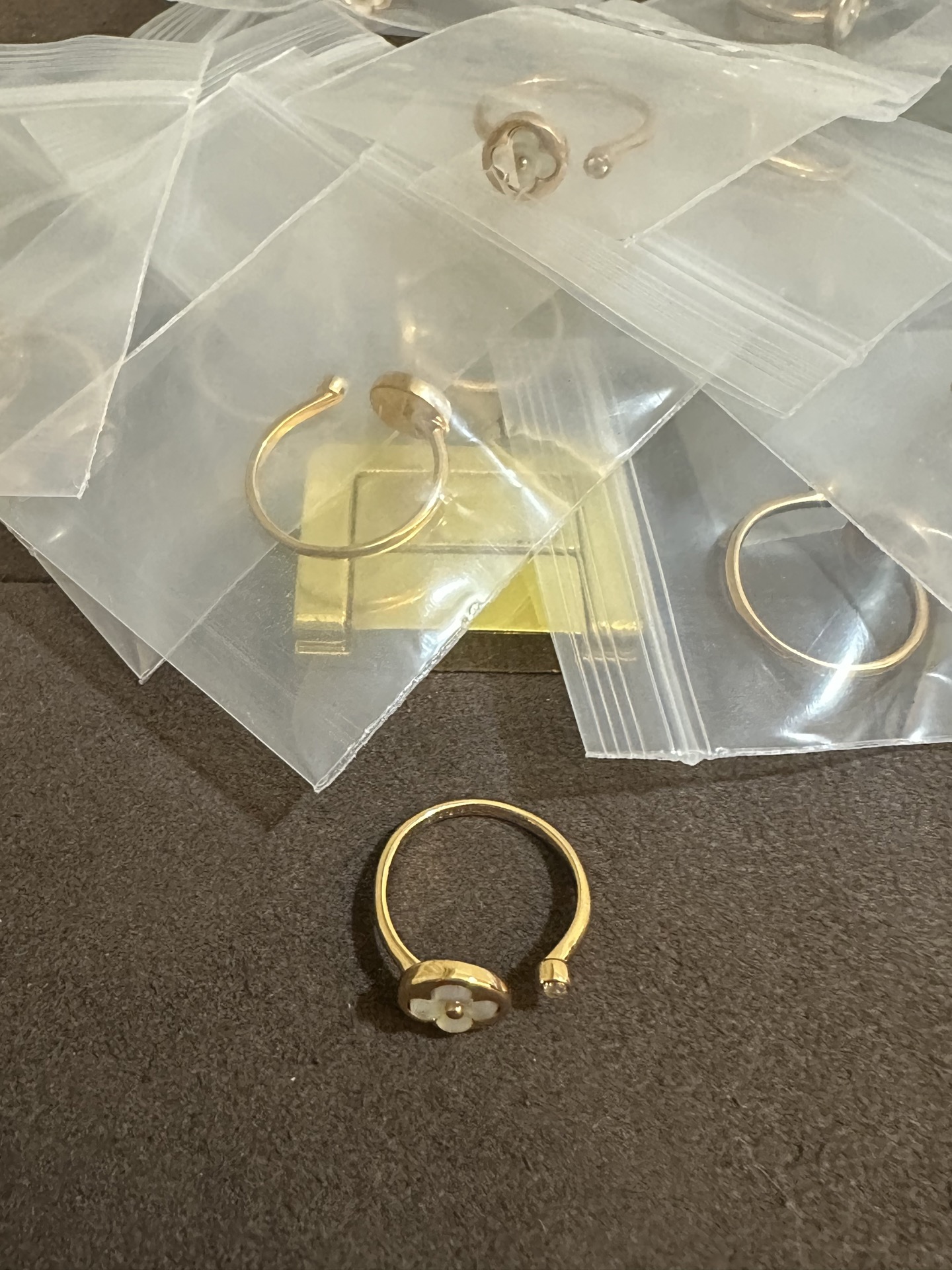 纯银顶级版LV戒指，(实价)85