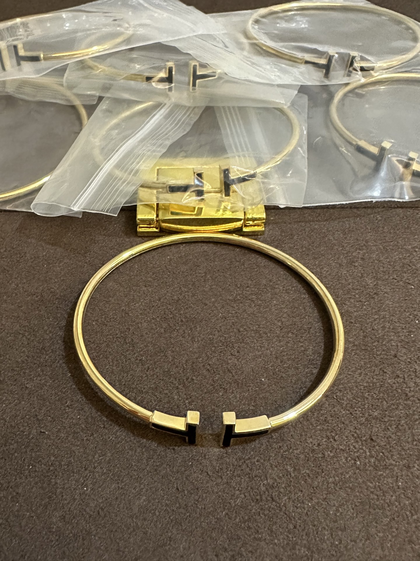 纯银顶级版蒂芙尼双T手镯，(实价)140