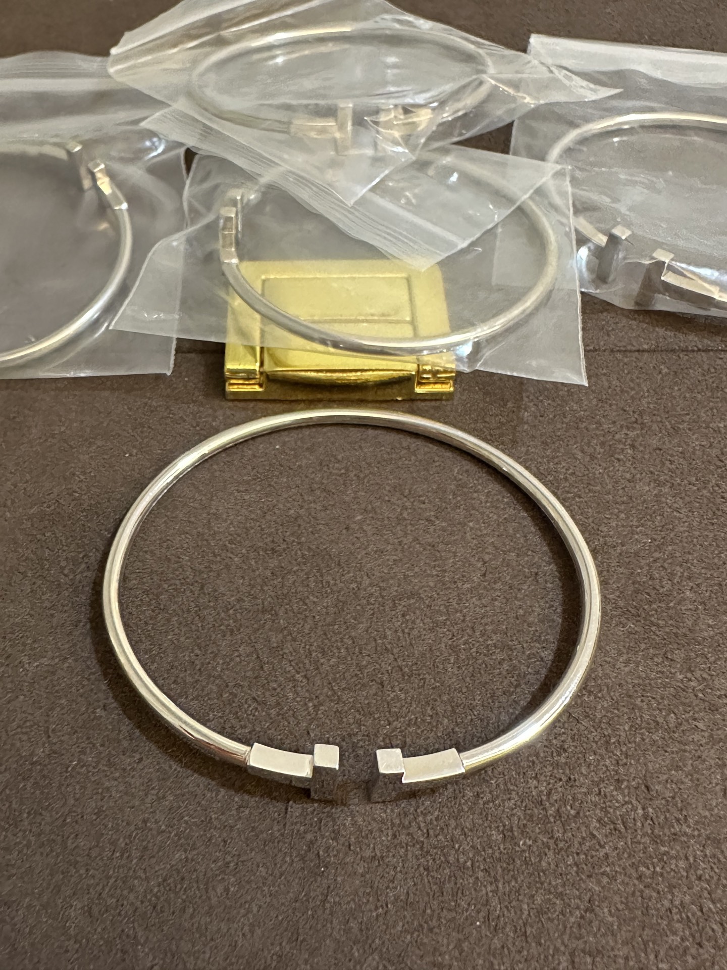 纯银顶级版蒂芙尼双T手镯，(实价)130