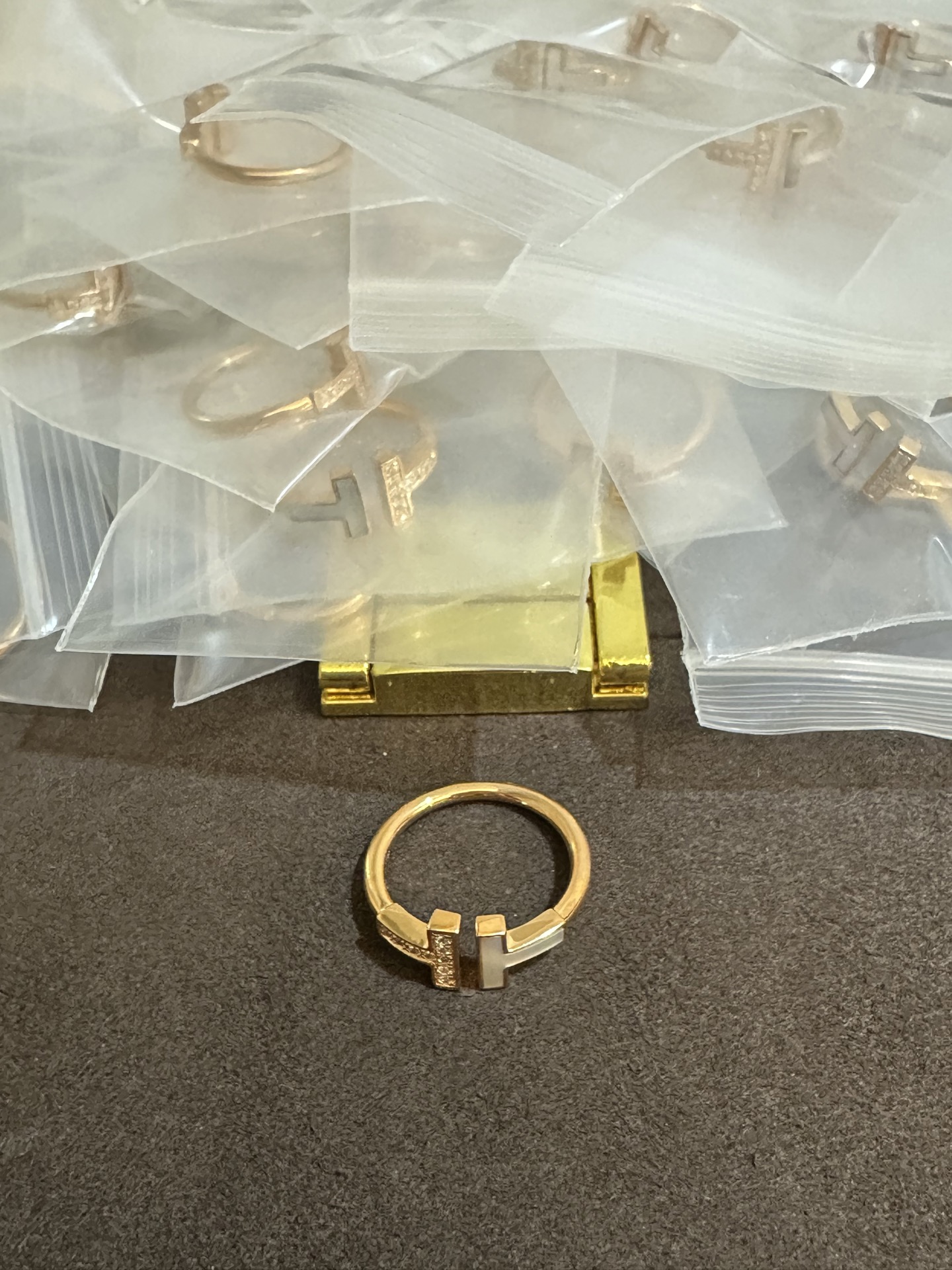 纯银顶级版蒂芙尼双T戒指，(实价)85