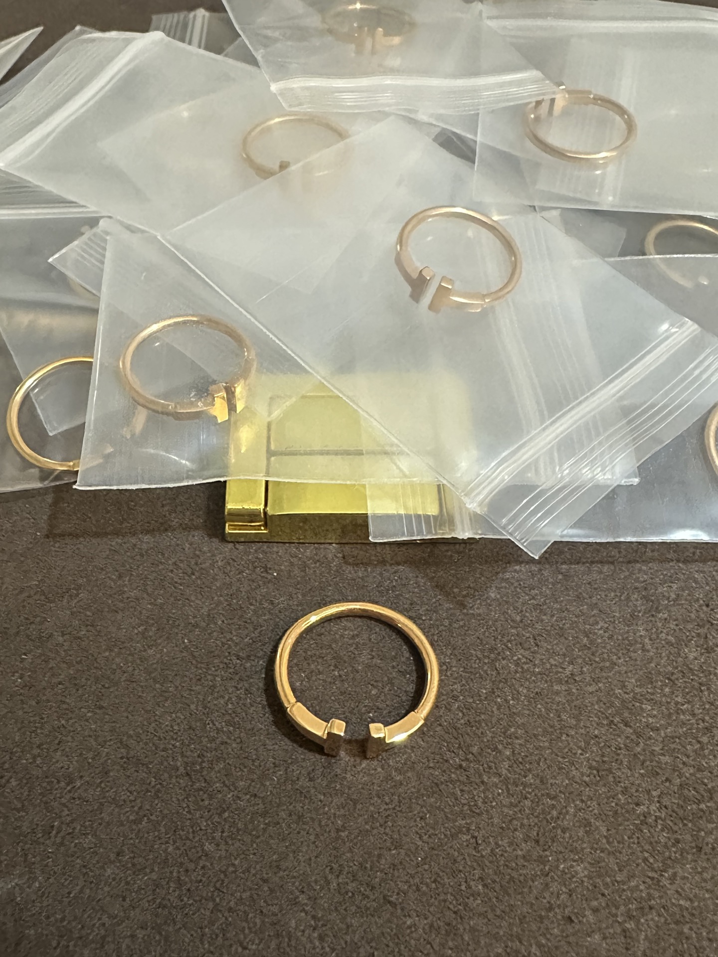 纯银顶级版蒂芙尼双T戒指，(实价)80