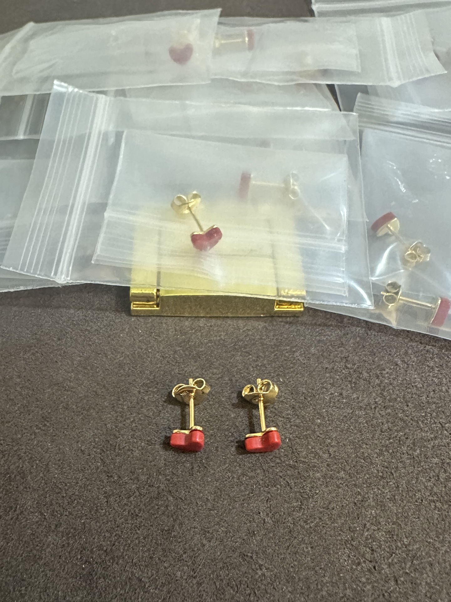 纯银顶级版AHKAH小红心耳钉