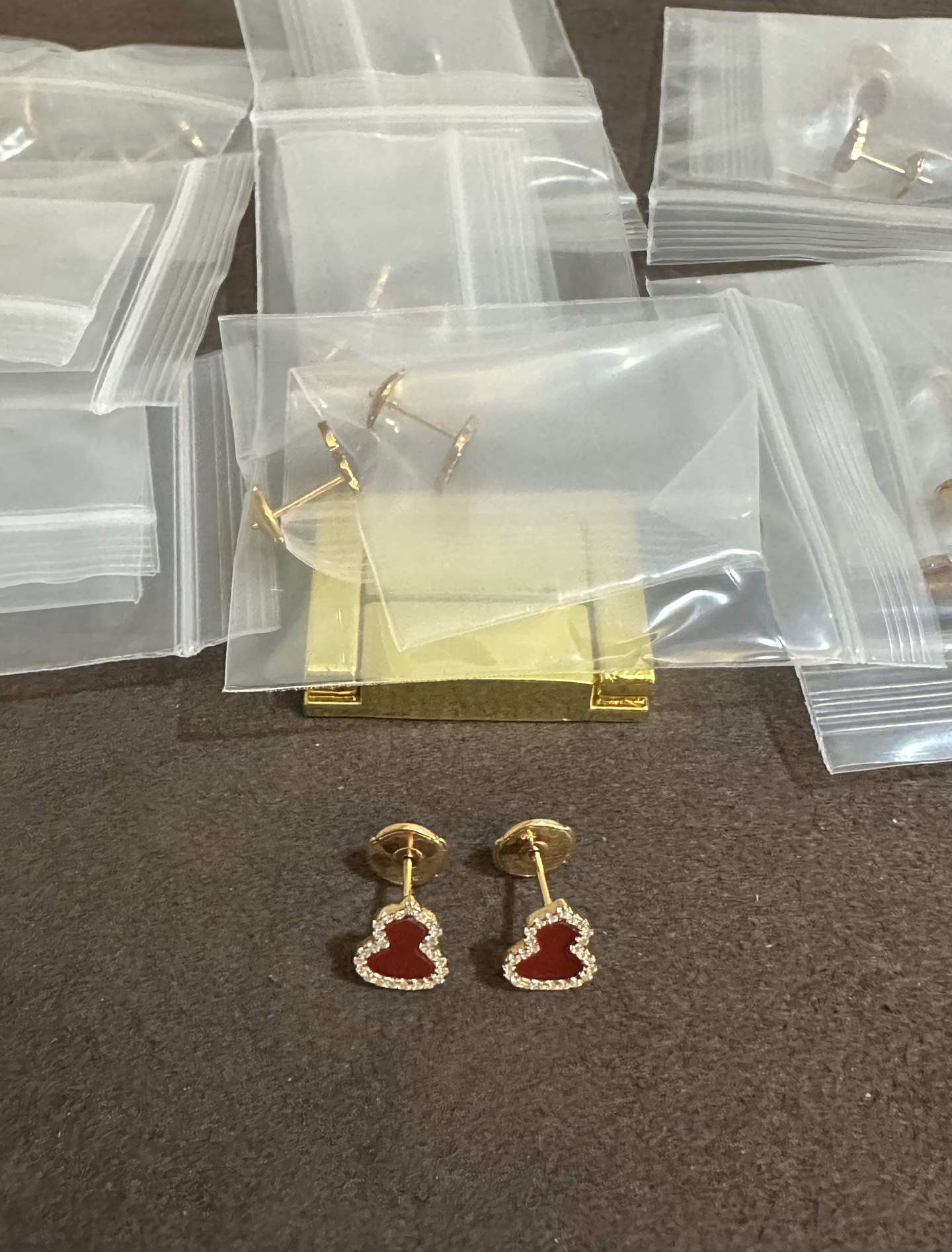 纯银顶级版麒麟葫芦耳钉，(实价)105