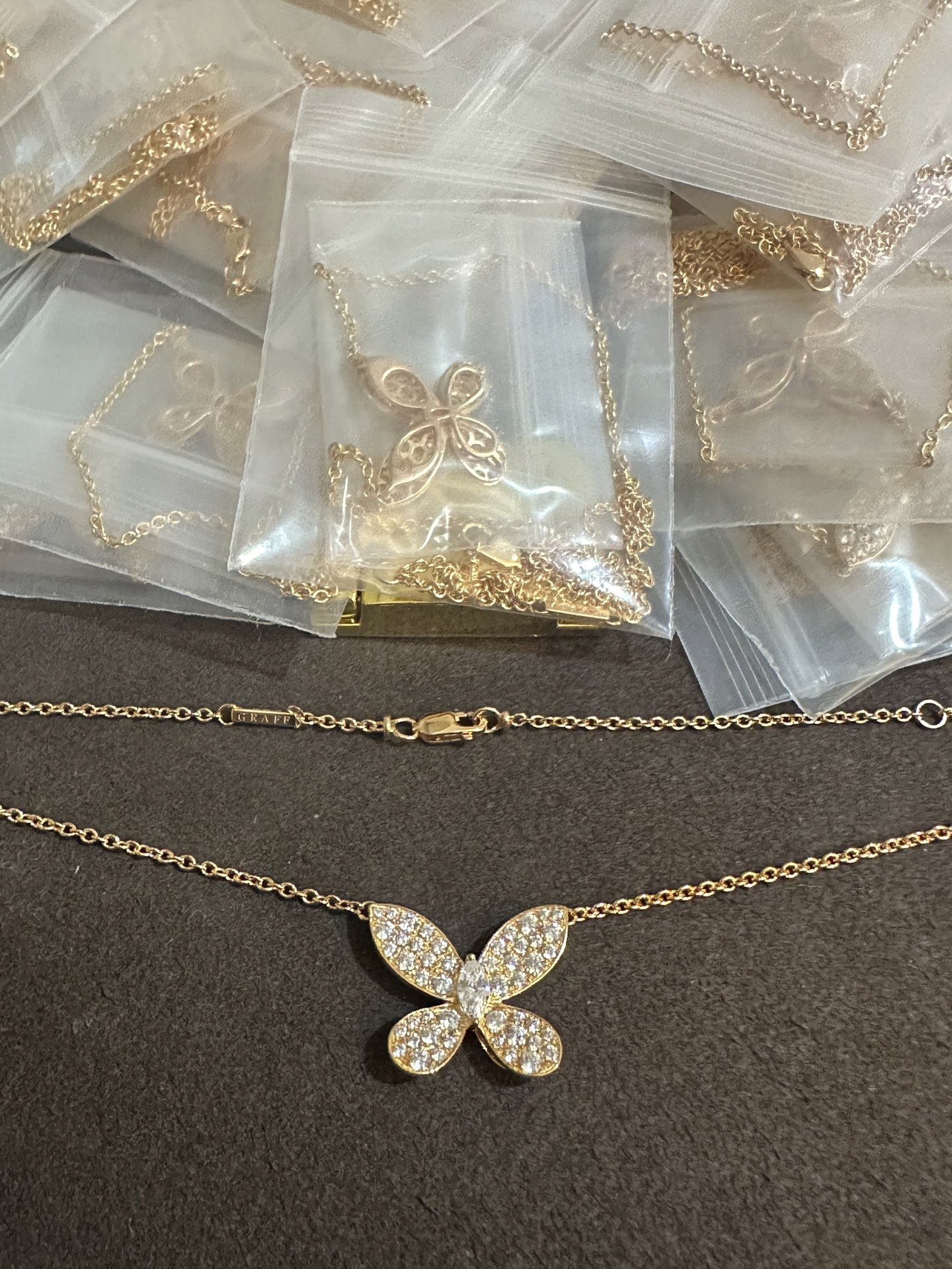 纯银顶级版格拉芙满钻蝴蝶项链